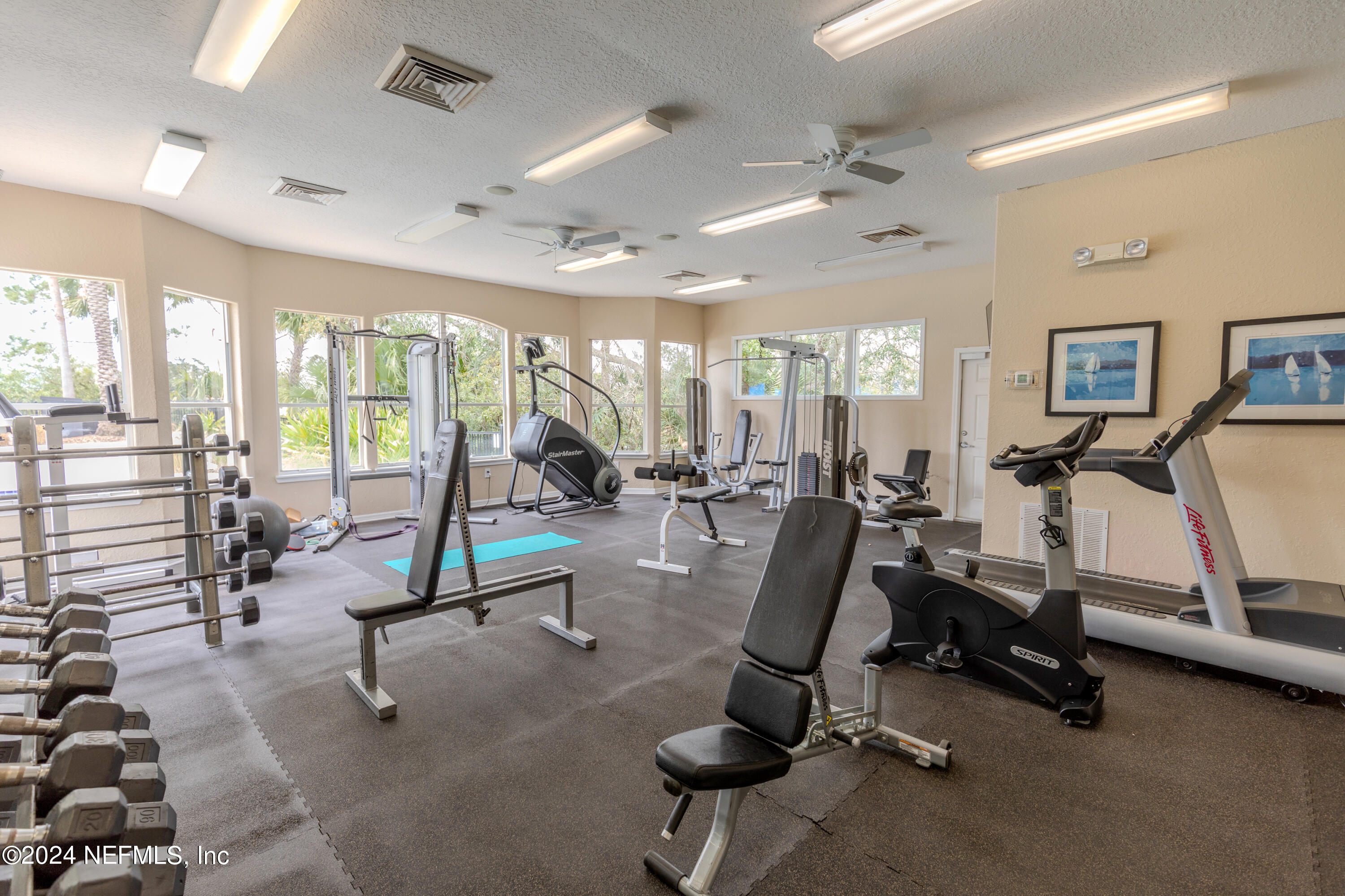 1701 THE GREENS Way, 1411