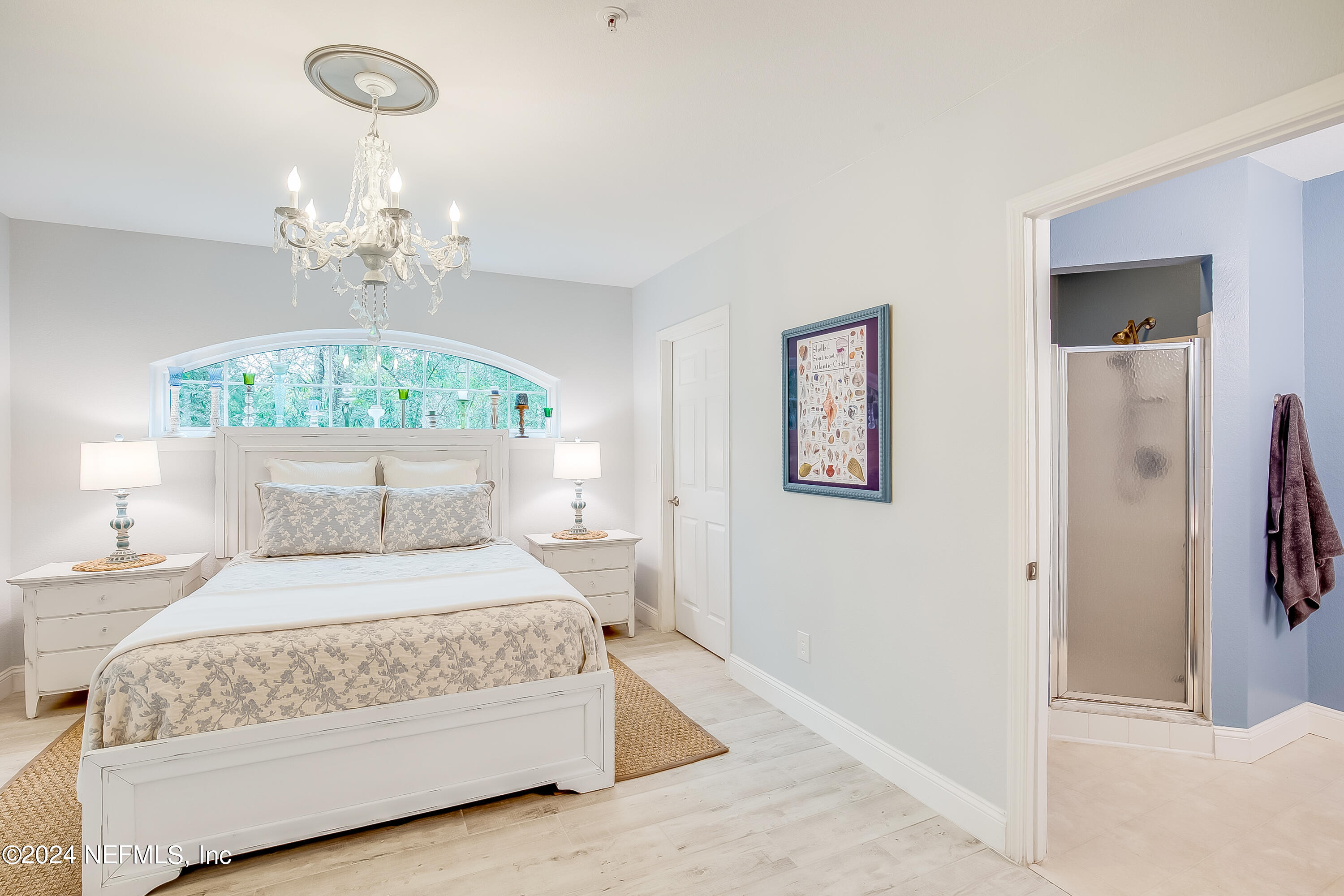 1701 THE GREENS Way, 1411