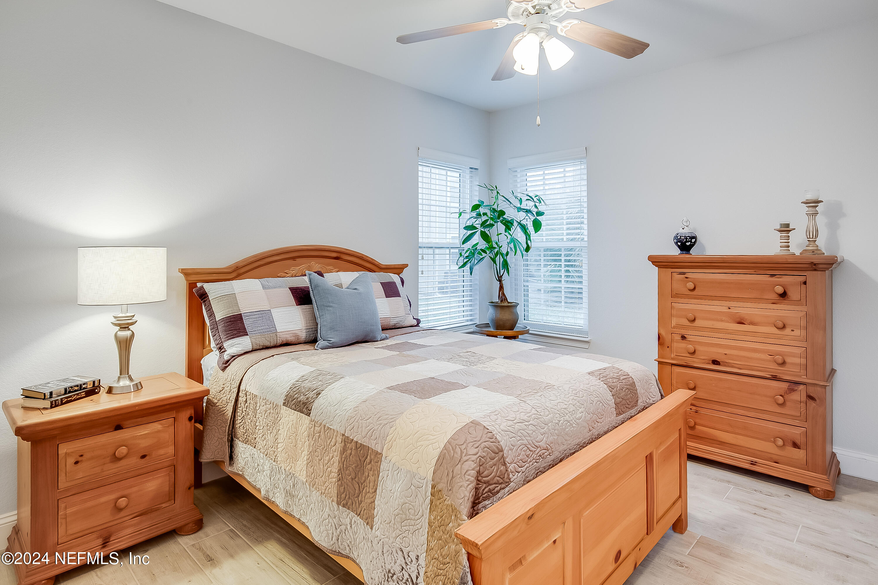 1701 THE GREENS Way, 1411