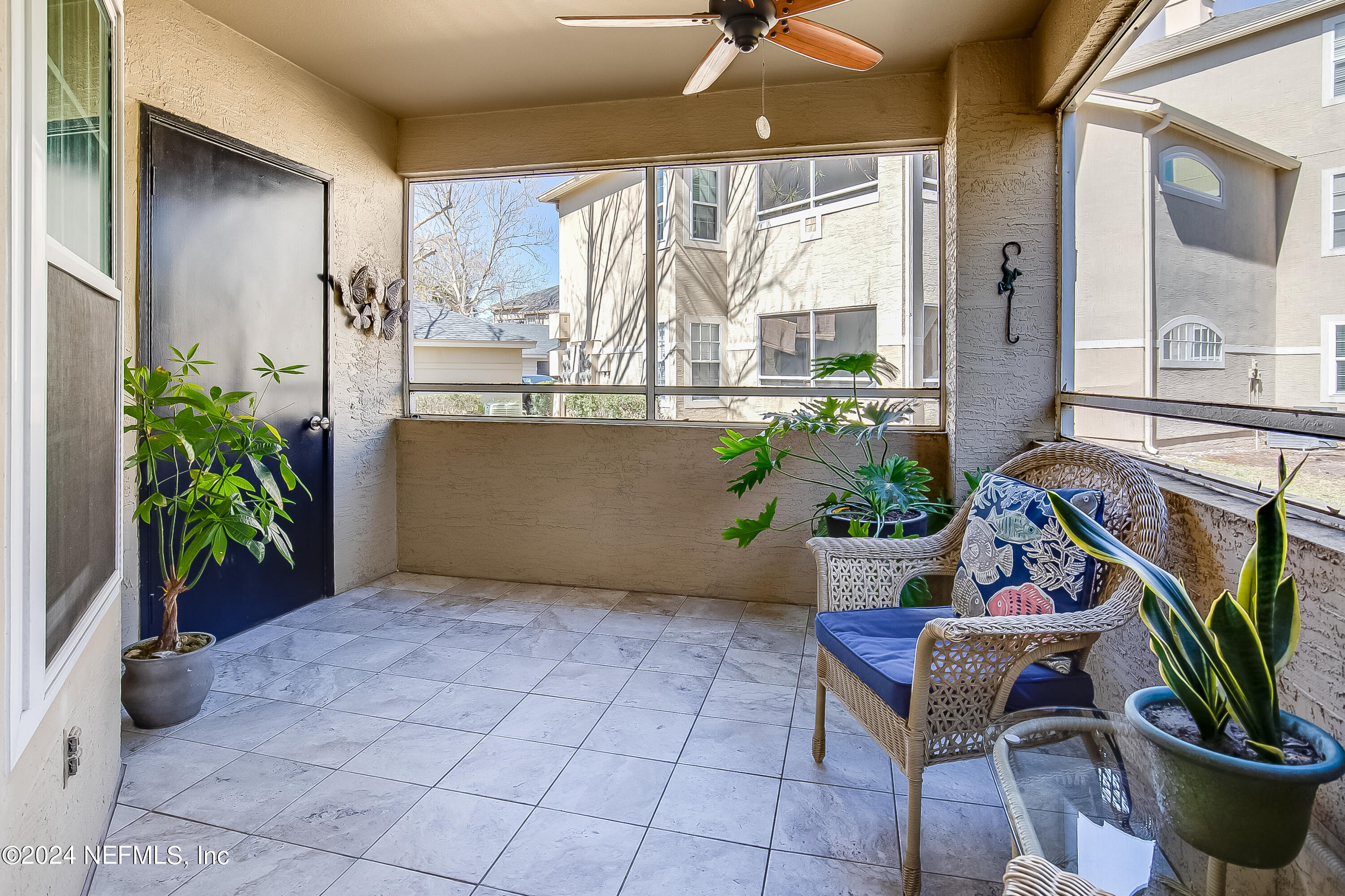 1701 THE GREENS Way, 1411