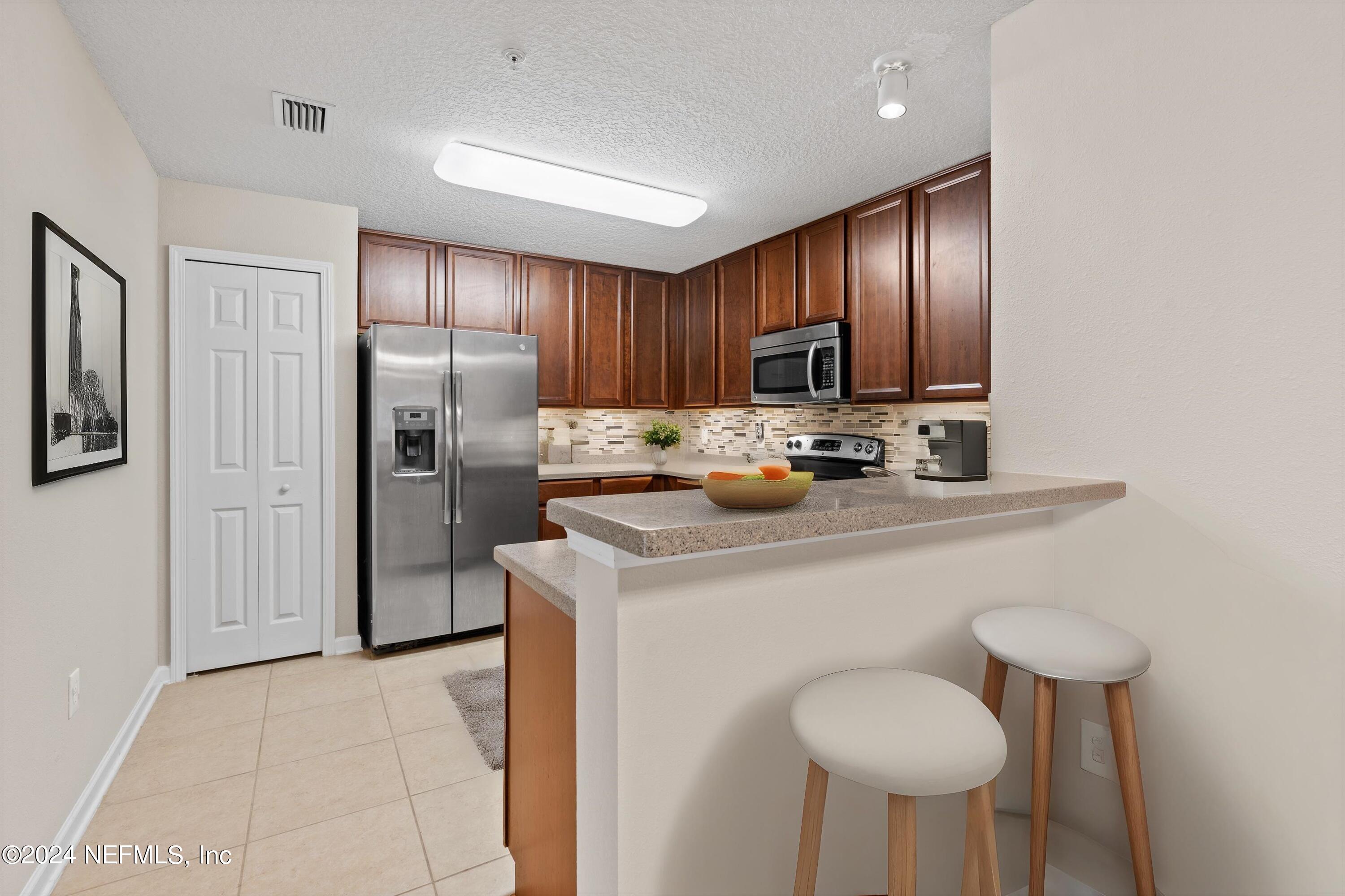 7062 SNOWY CANYON Drive, 105