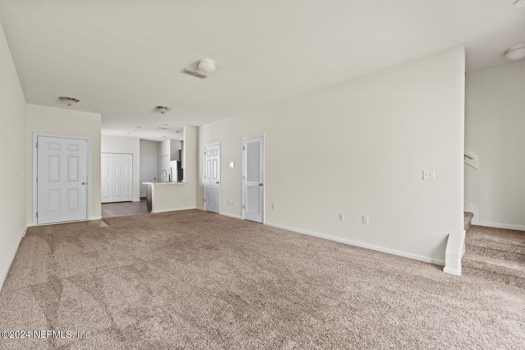 42 SCOTCH PEBBLE Drive