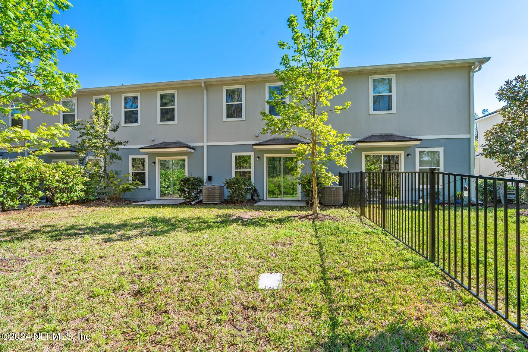 42 SCOTCH PEBBLE Drive