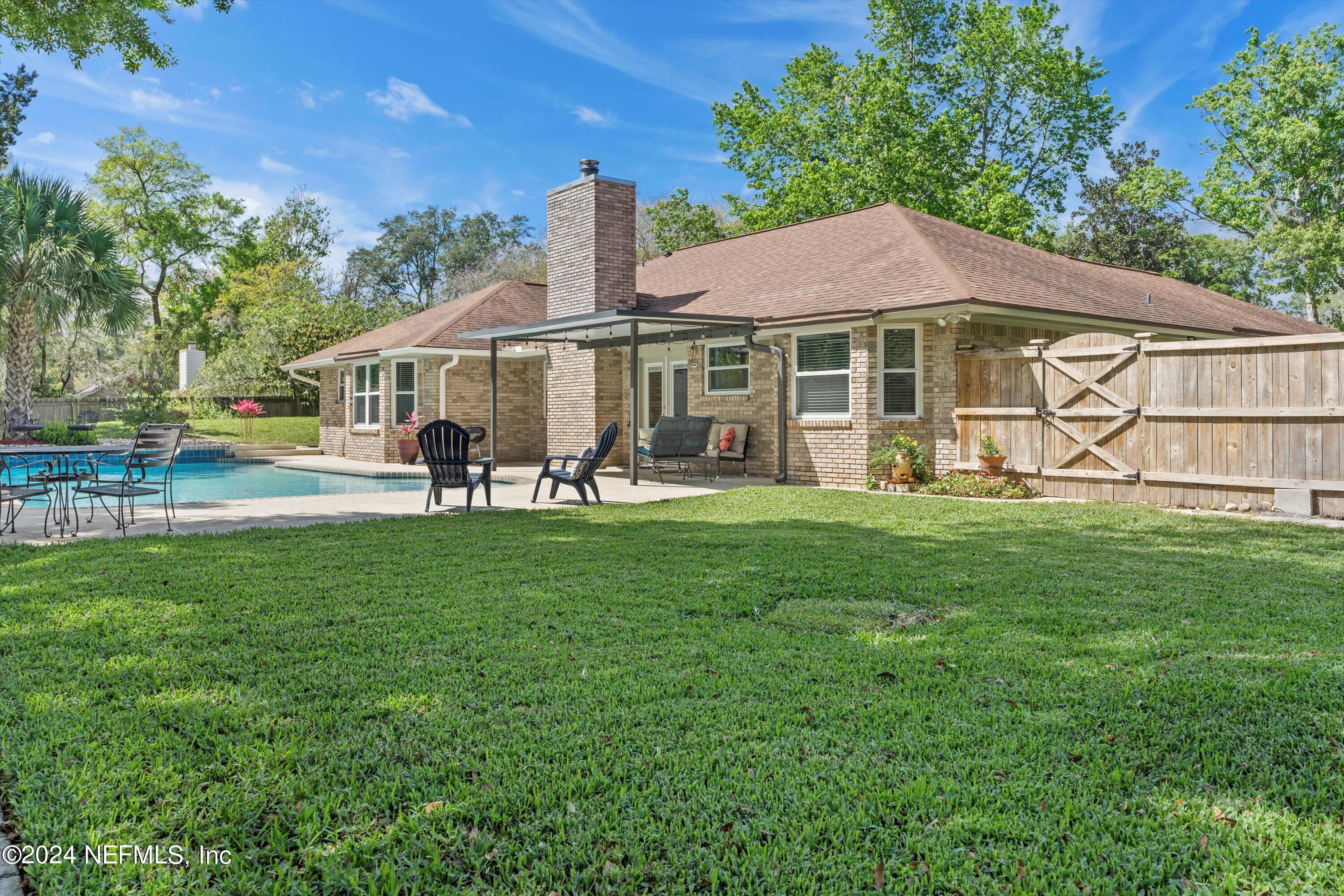1474 FRUIT COVE FOREST Road N