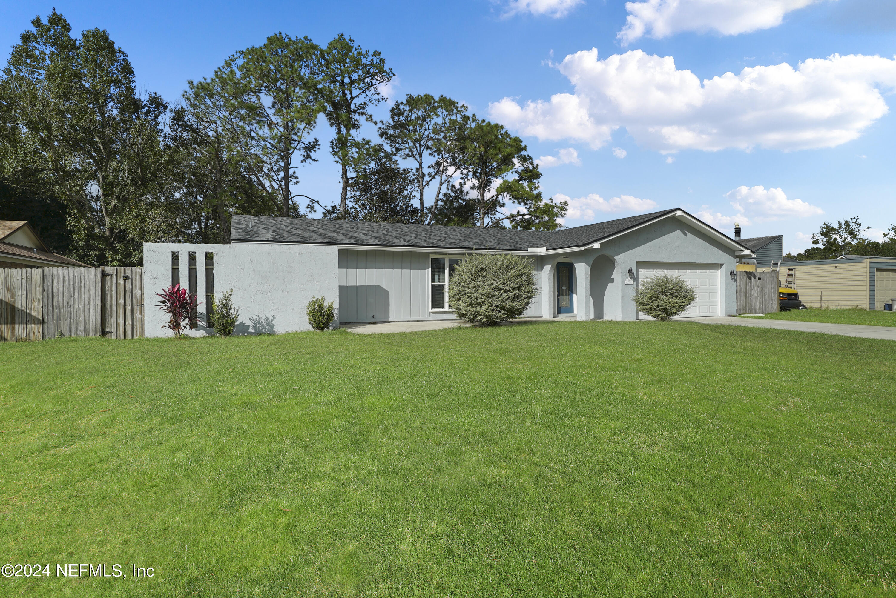 582 WILLIAM PENN Street