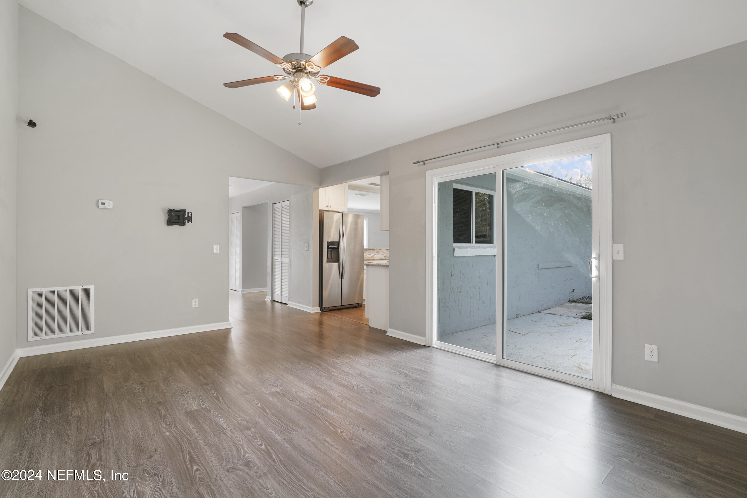 582 WILLIAM PENN Street