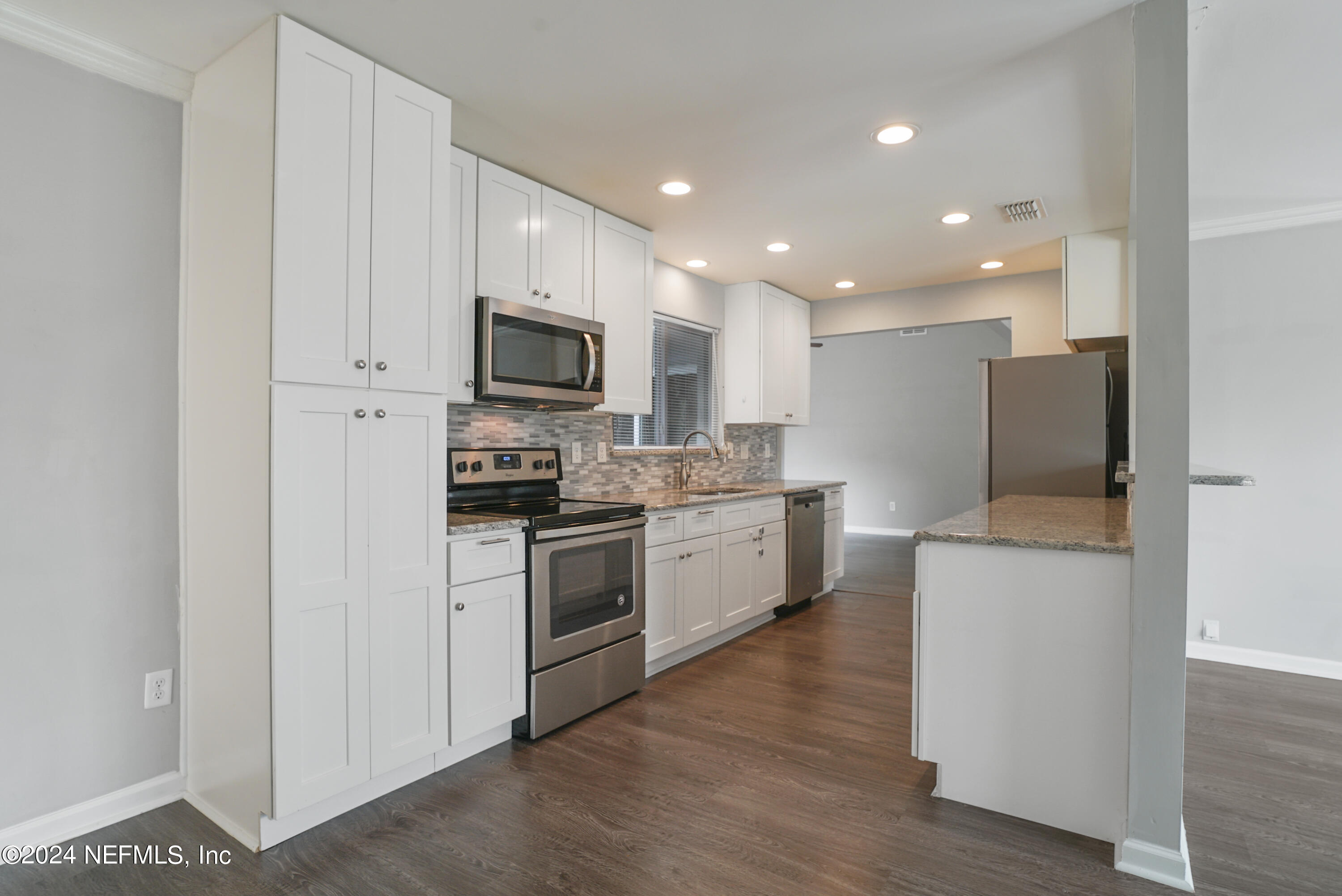 582 WILLIAM PENN Street