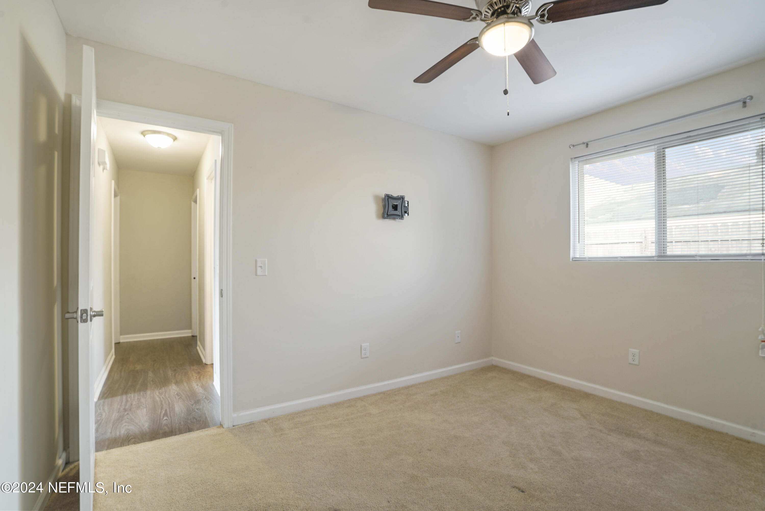 582 WILLIAM PENN Street