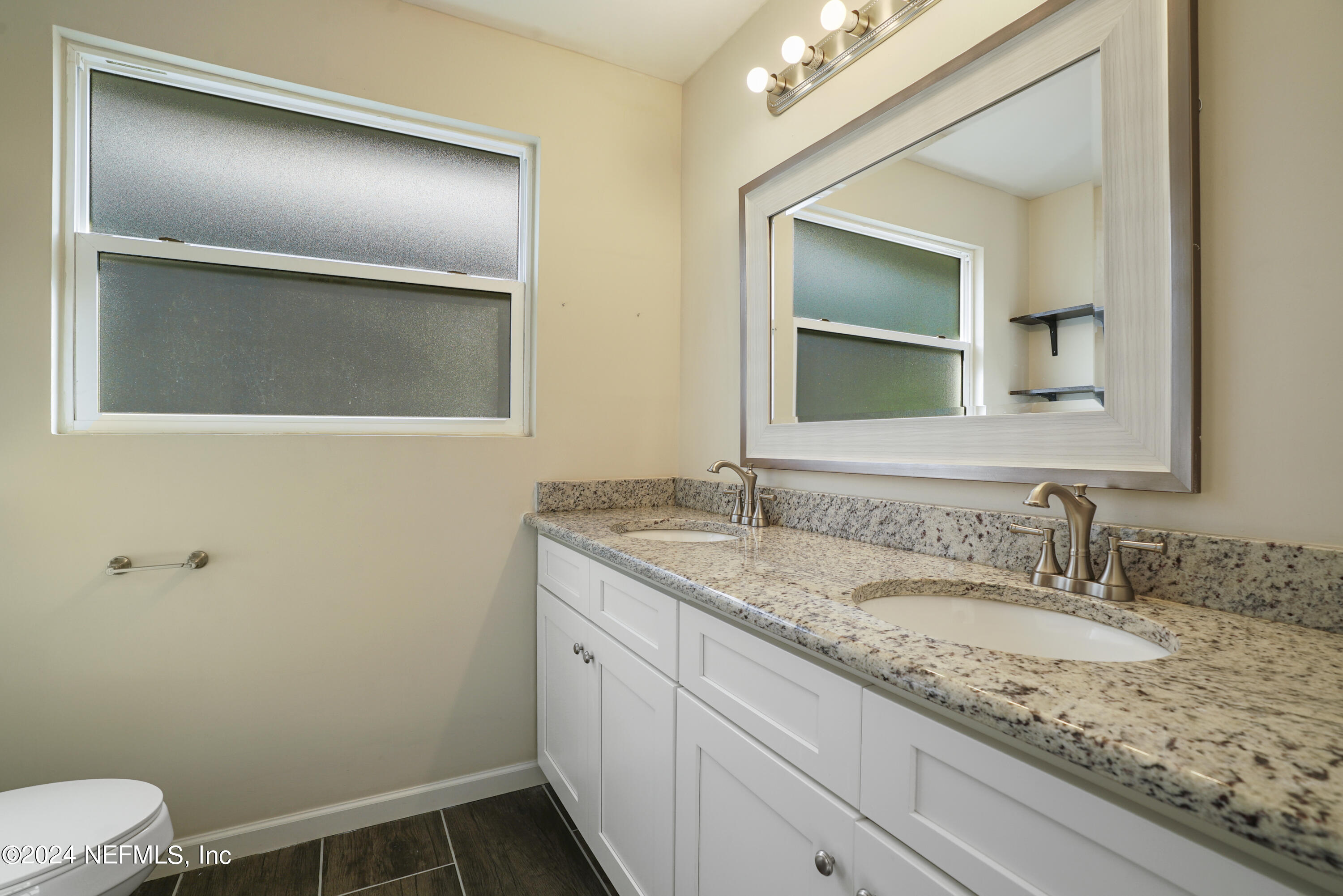 582 WILLIAM PENN Street