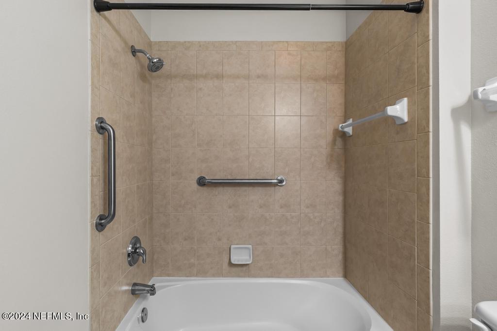 1592 CALMING WATER Drive