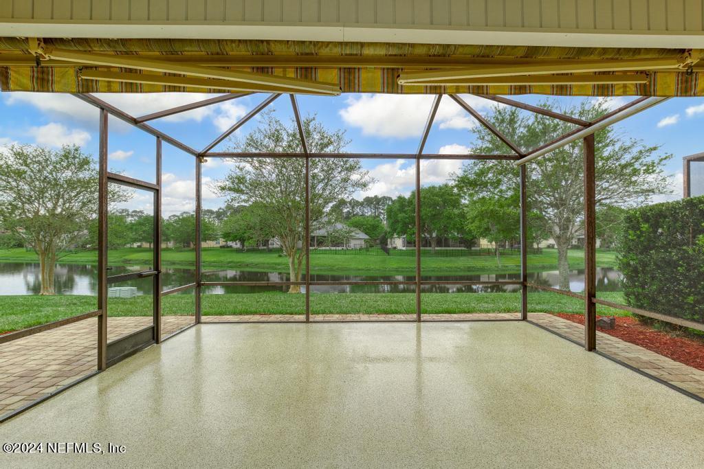 1592 CALMING WATER Drive