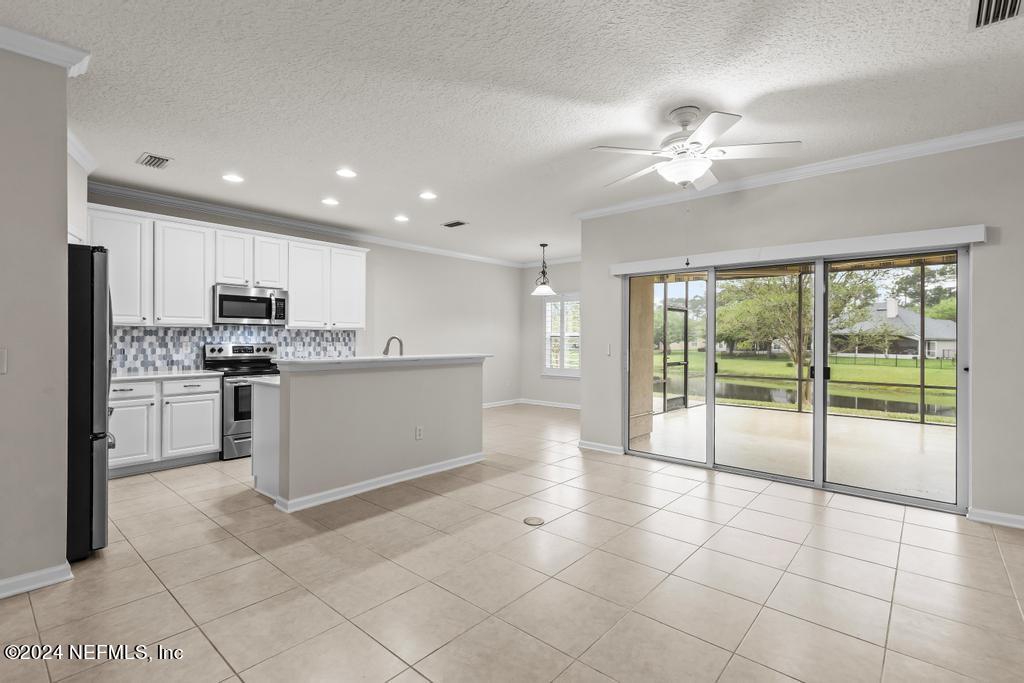 1592 CALMING WATER Drive