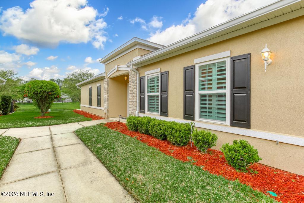 1592 CALMING WATER Drive