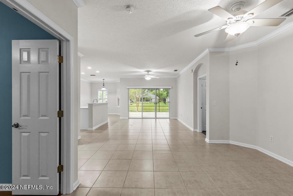 1592 CALMING WATER Drive