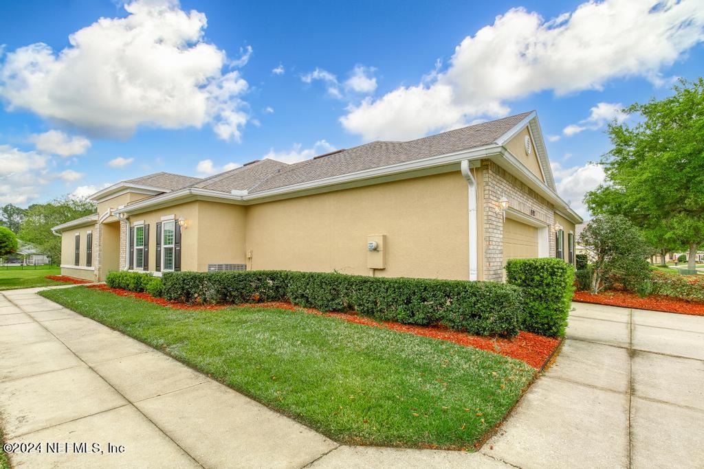 1592 CALMING WATER Drive