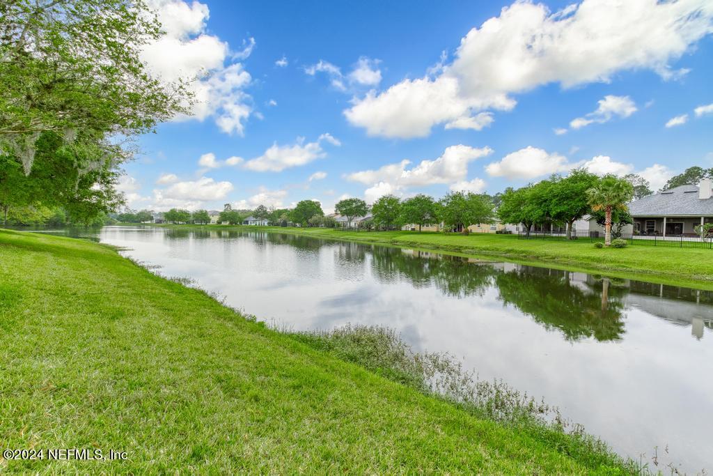 1592 CALMING WATER Drive