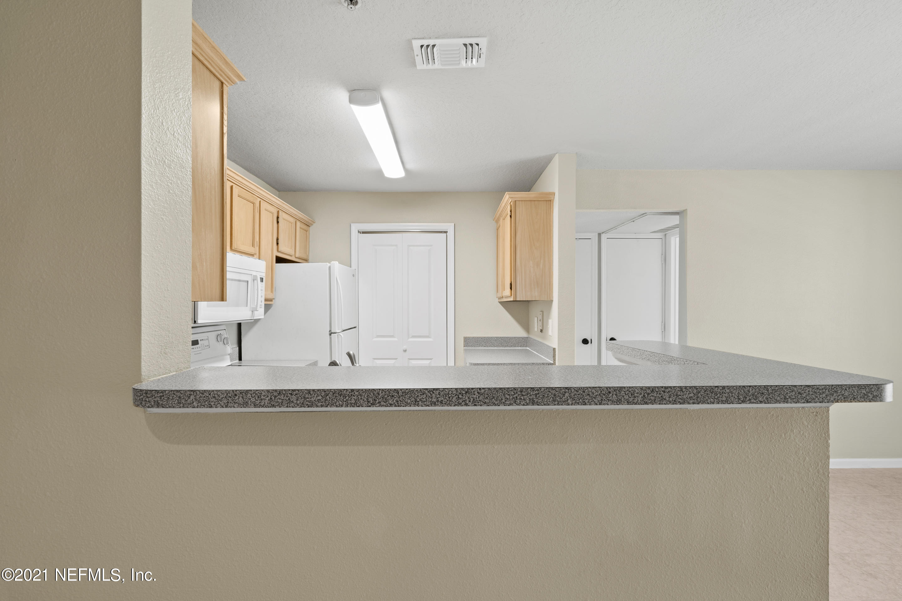 7701 TIMBERLIN PARK Boulevard, 918