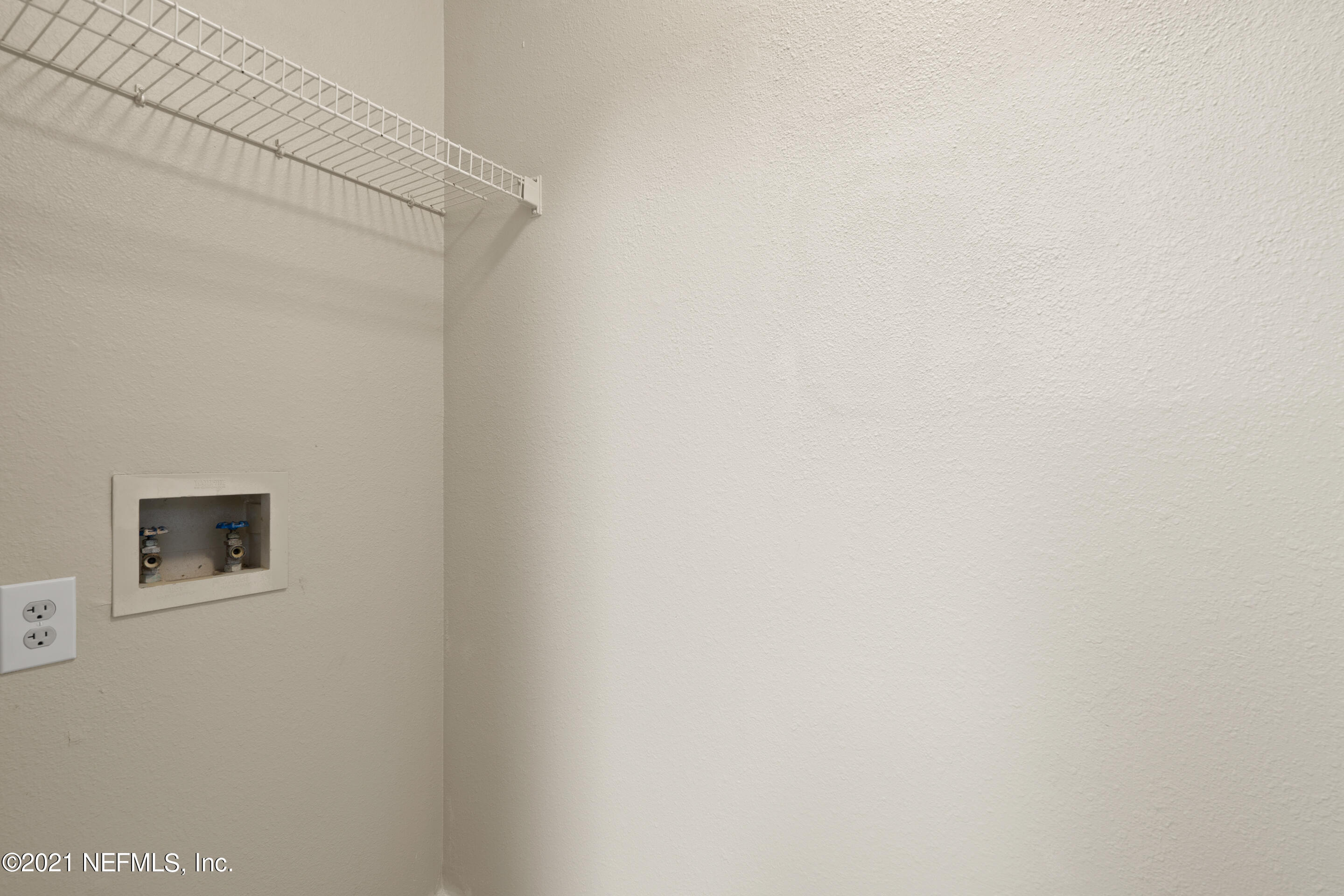 7701 TIMBERLIN PARK Boulevard, 918