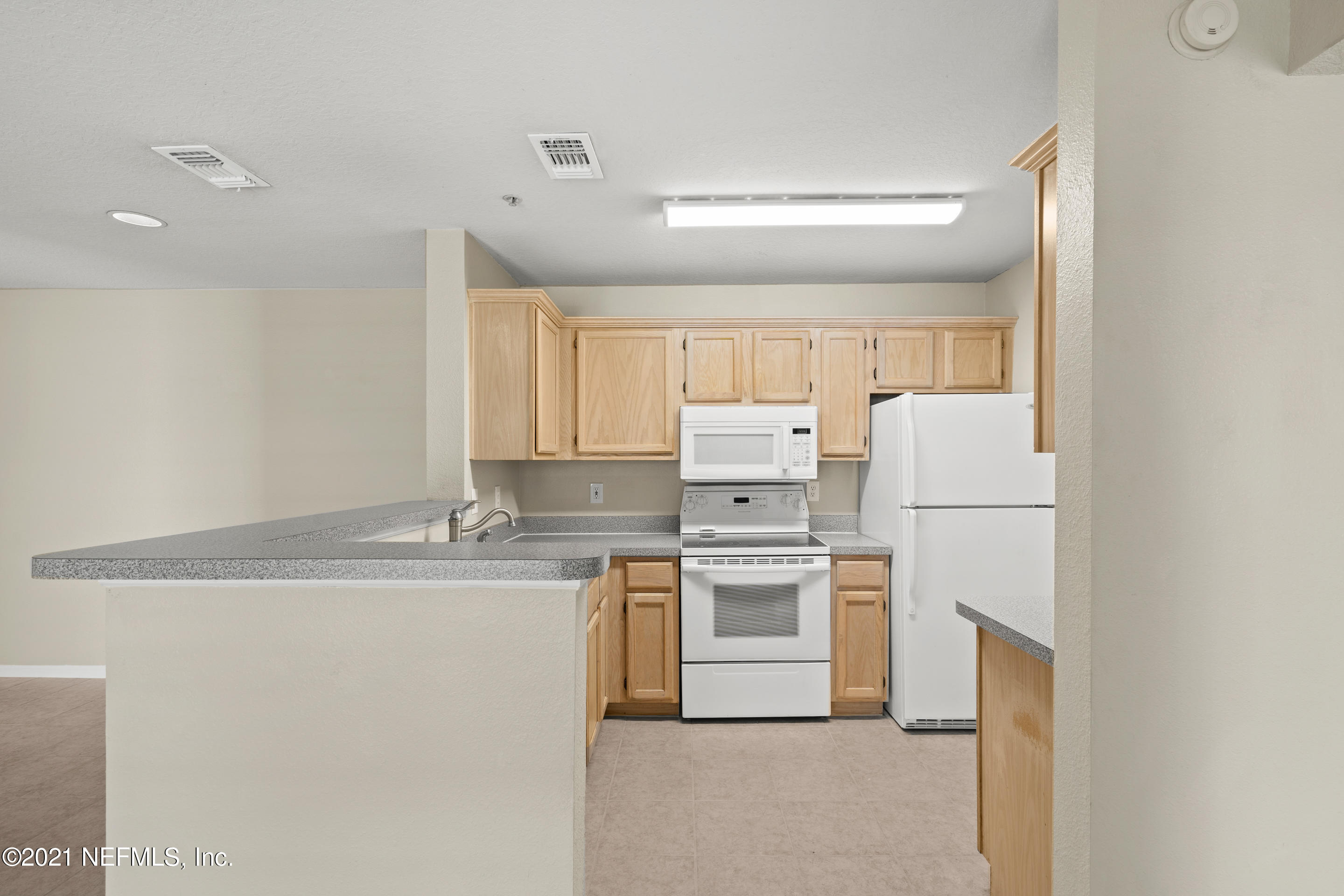 7701 TIMBERLIN PARK Boulevard, 918