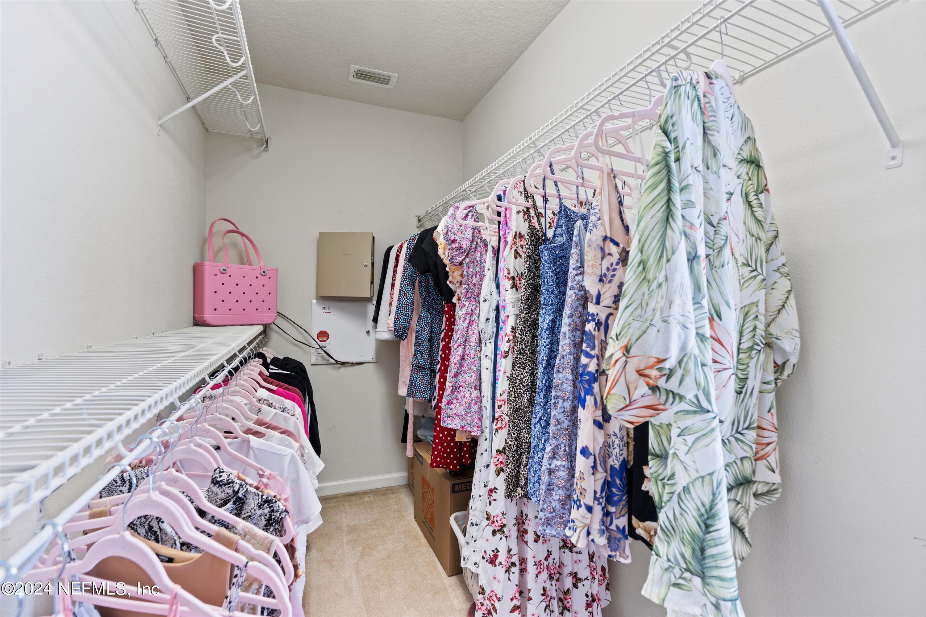 4223 MARBLEWOOD Lane