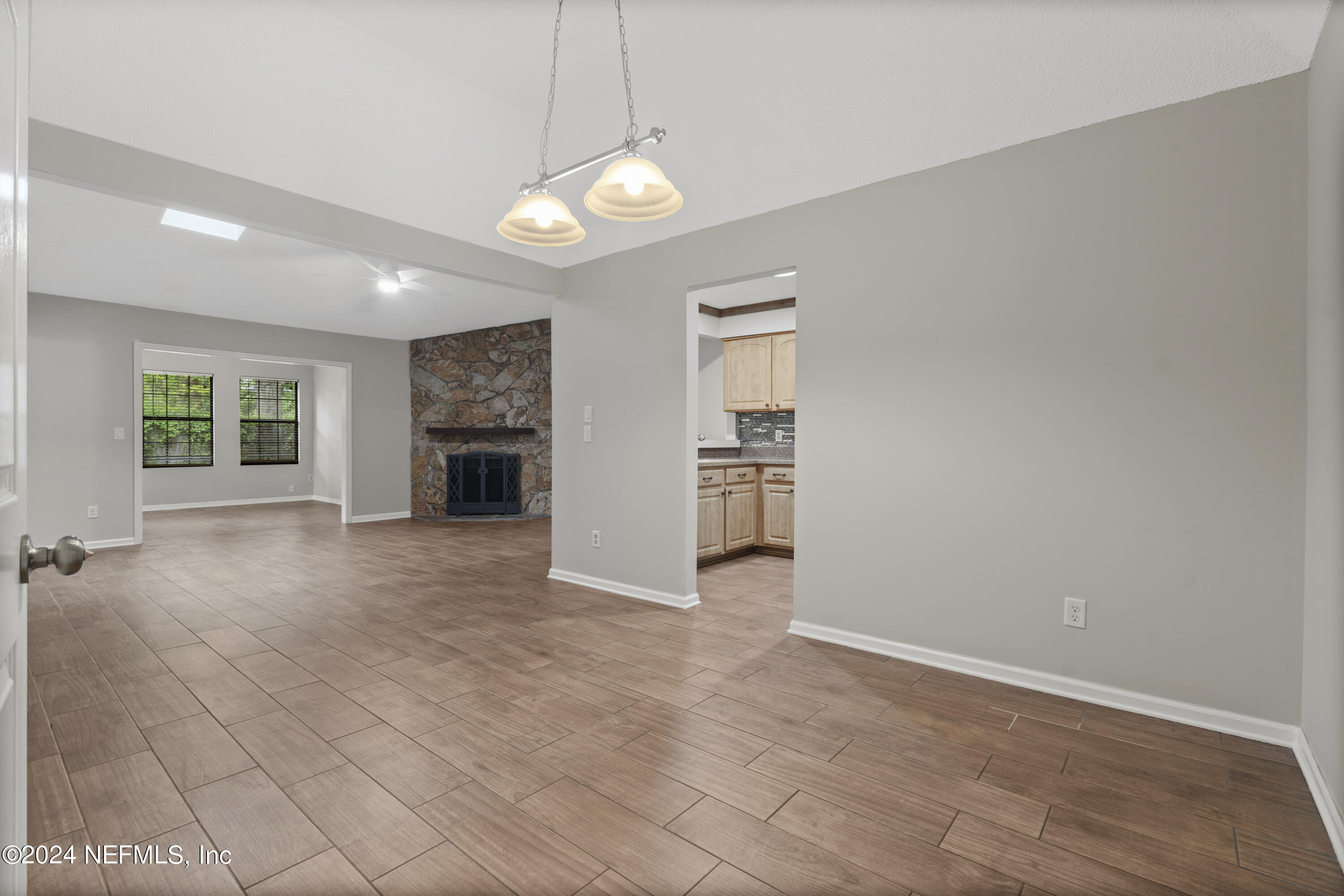 7453 COLONY COVE Lane