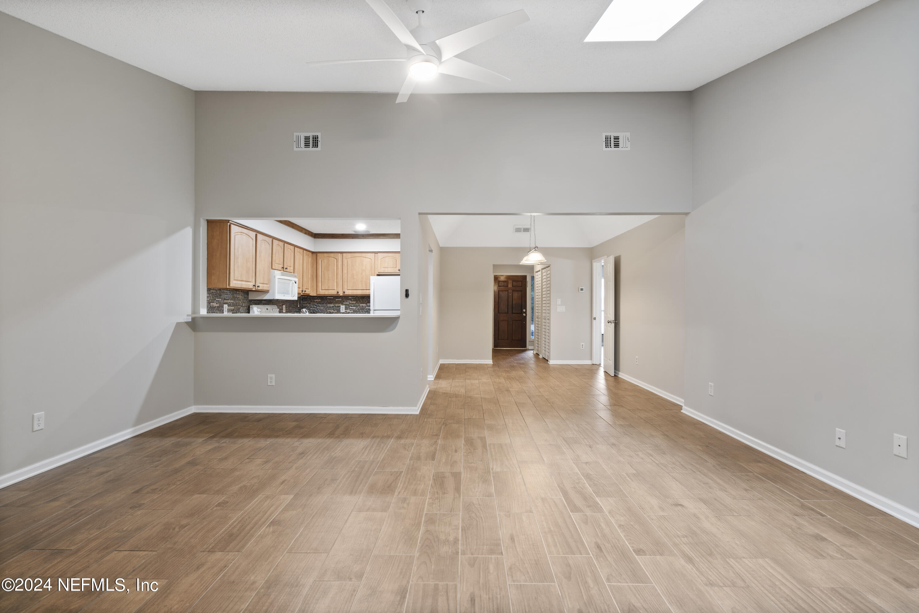 7453 COLONY COVE Lane