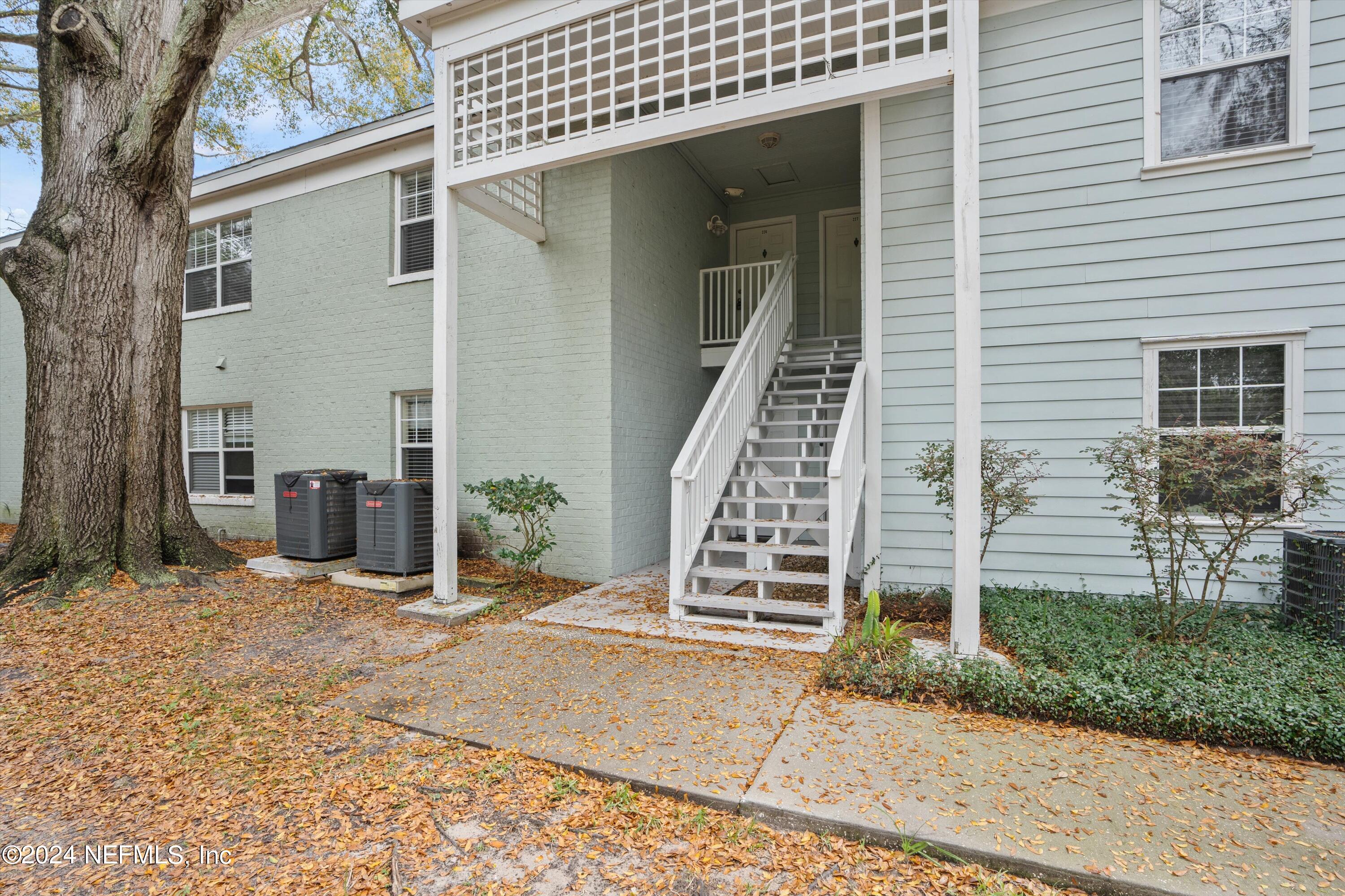 3434 BLANDING Boulevard, 226