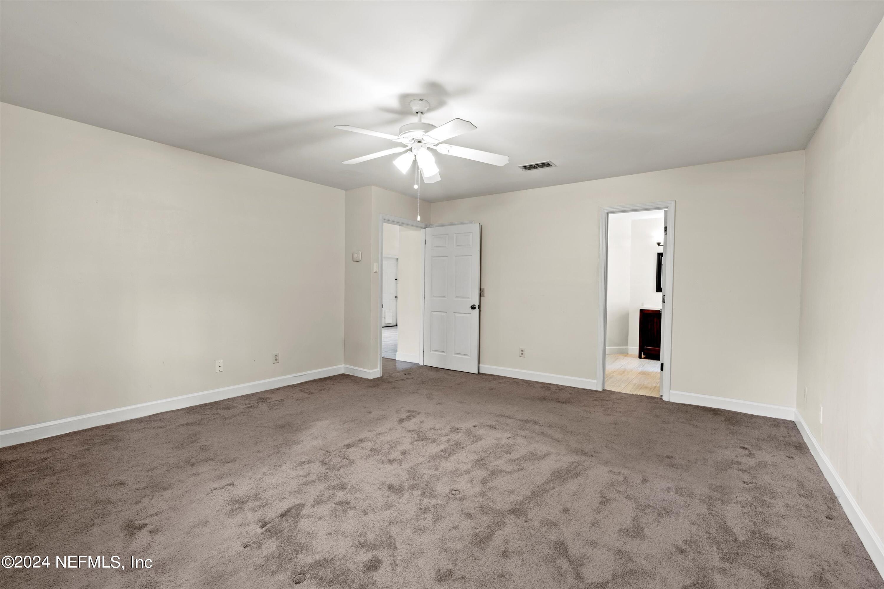 4871 NORTHFORD Place W