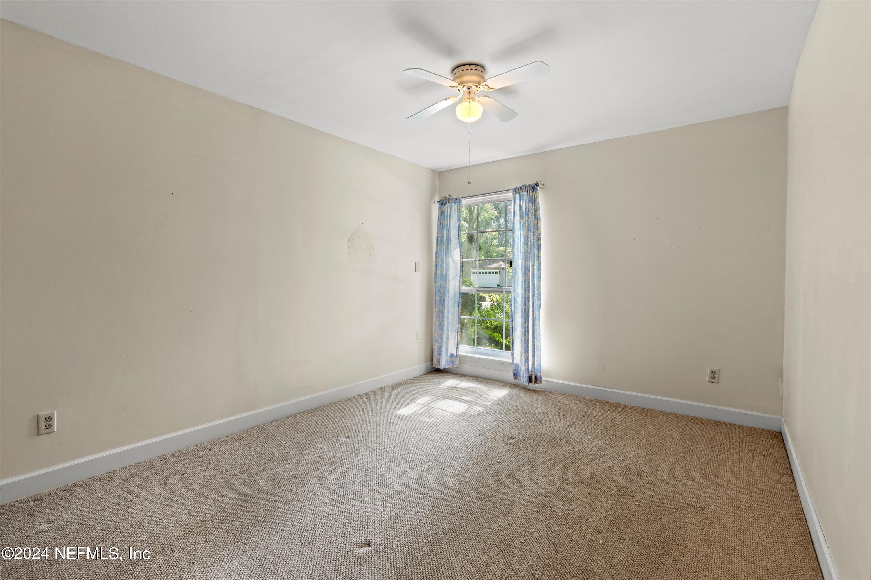 4871 NORTHFORD Place W