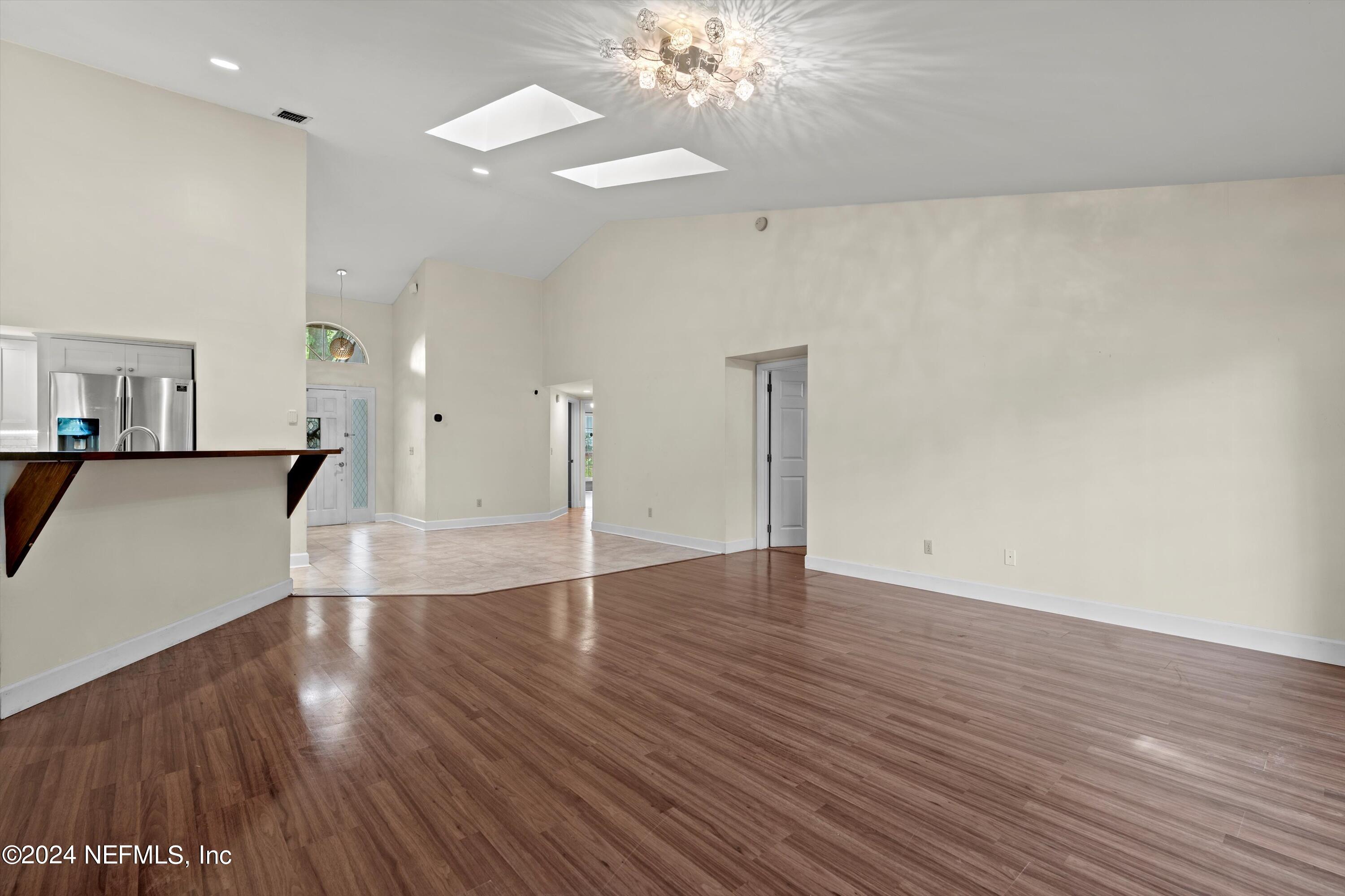 4871 NORTHFORD Place W