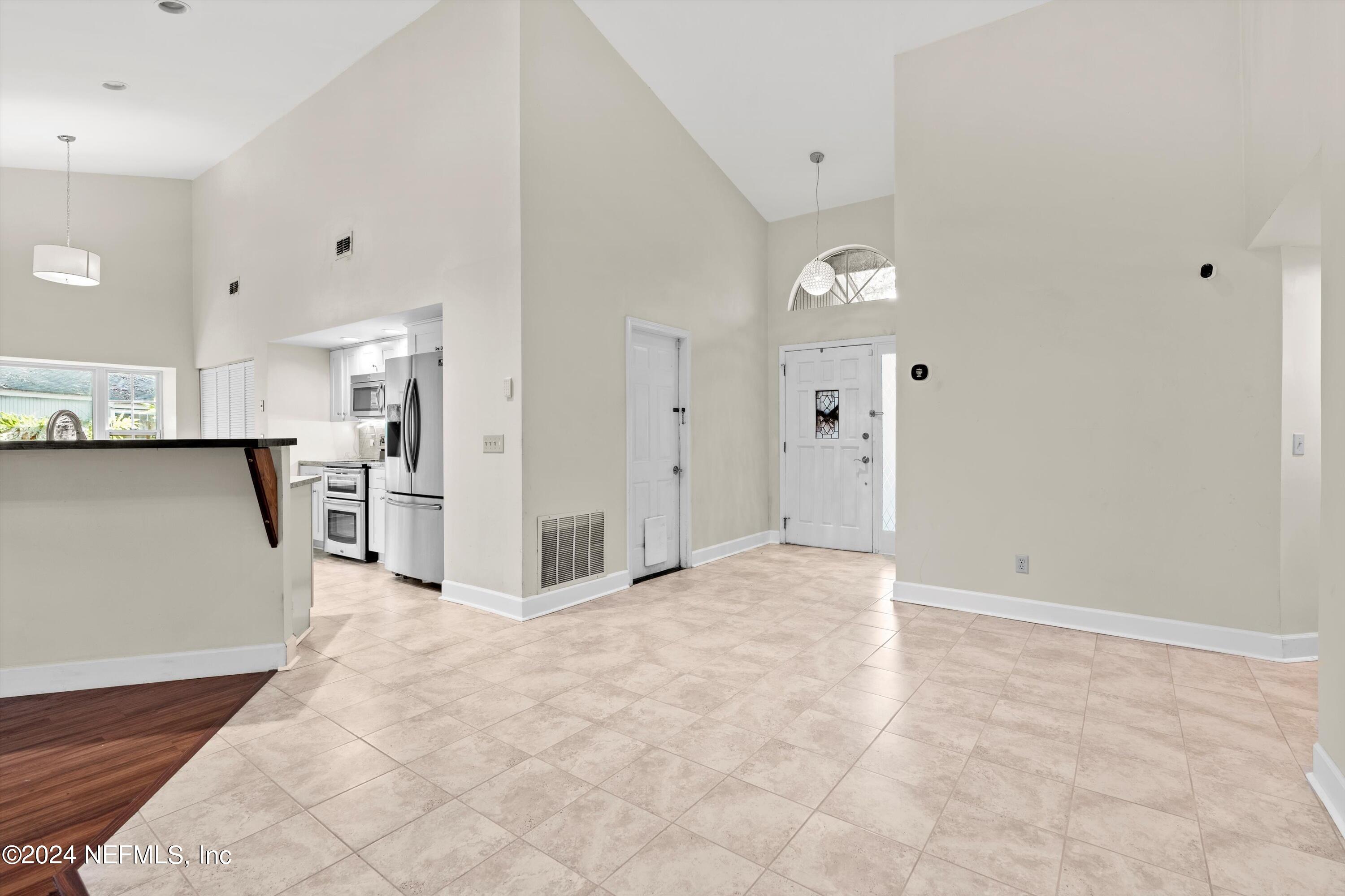 4871 NORTHFORD Place W