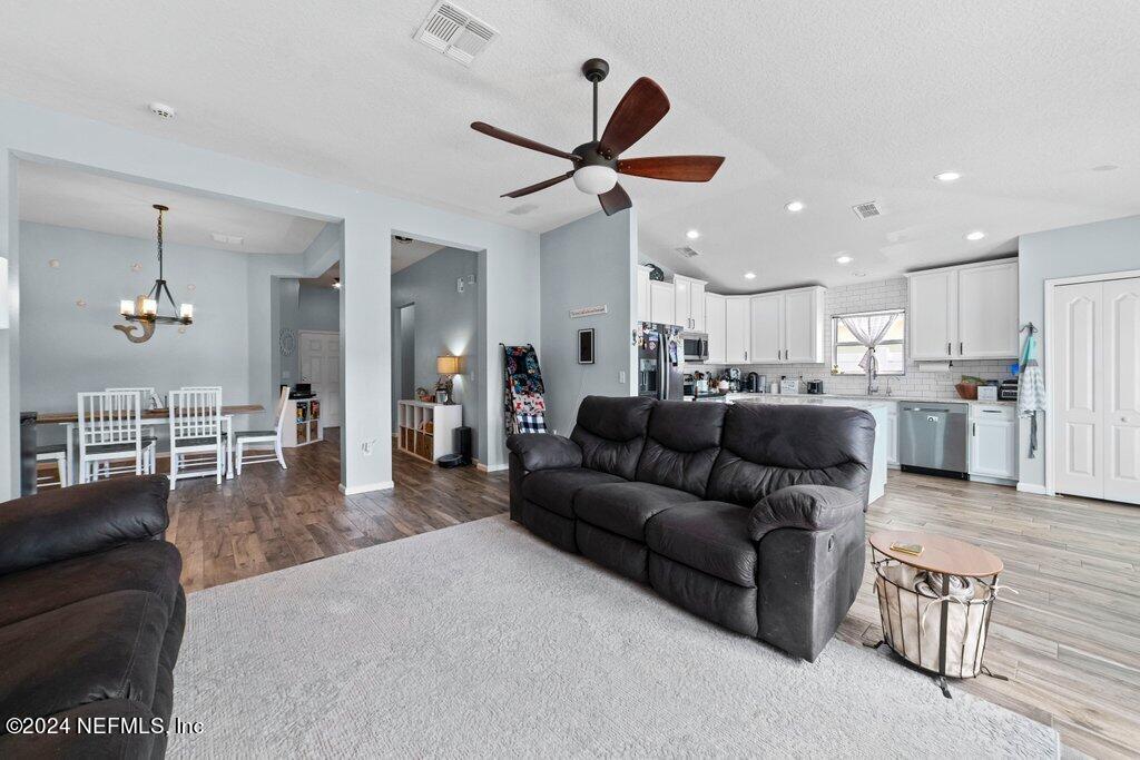 12608 WHITE CEDAR Trail