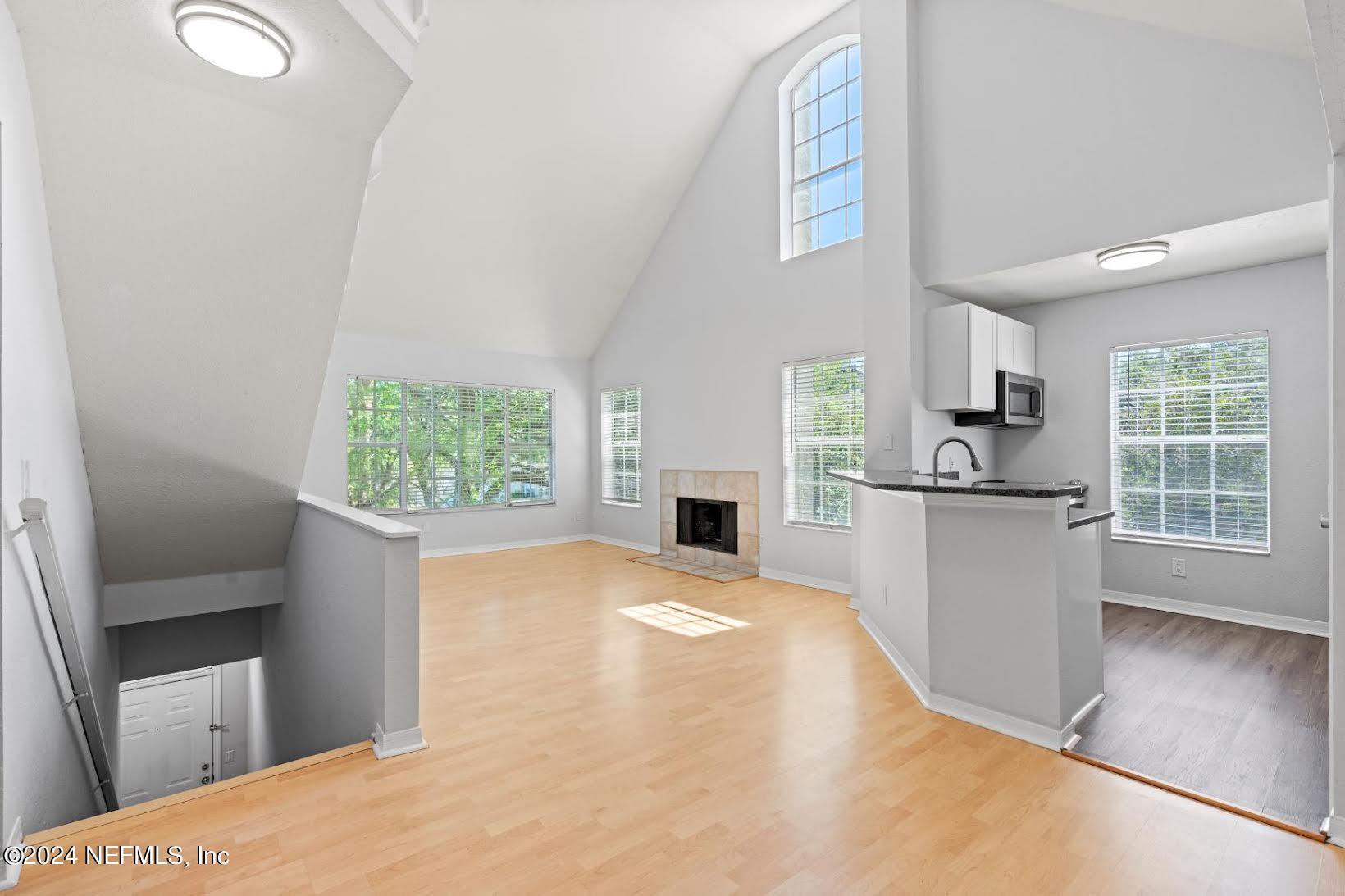 13700 RICHMOND PARK Drive, 807