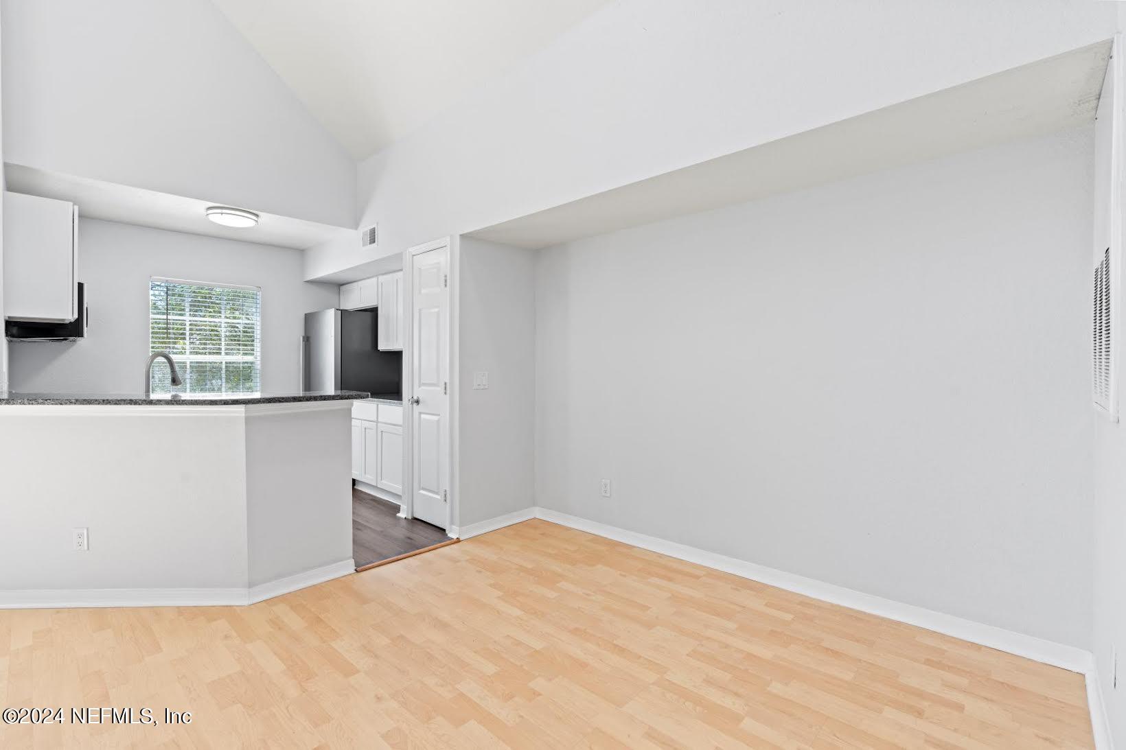 13700 RICHMOND PARK Drive, 807