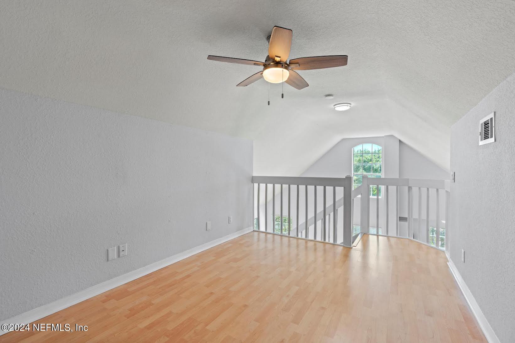 13700 RICHMOND PARK Drive, 807