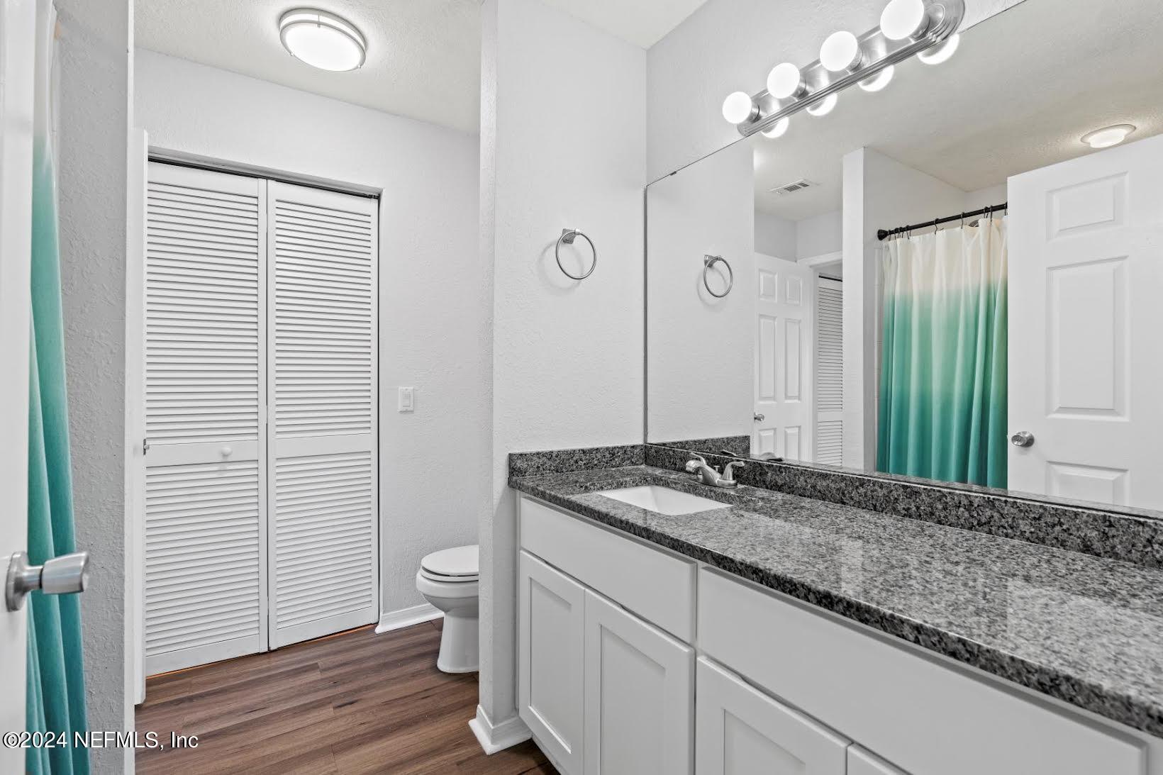 13700 RICHMOND PARK Drive, 807