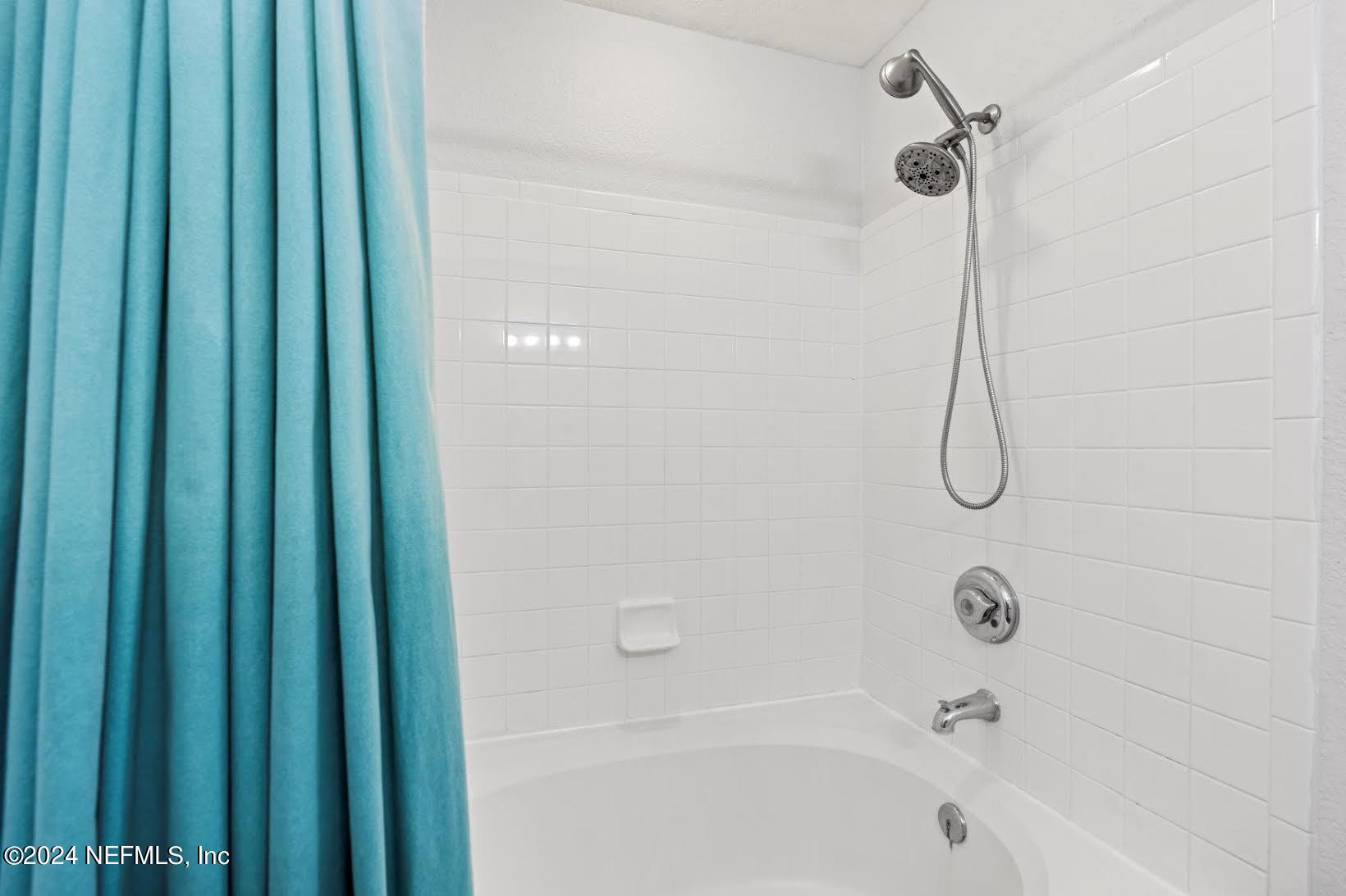 13700 RICHMOND PARK Drive, 807