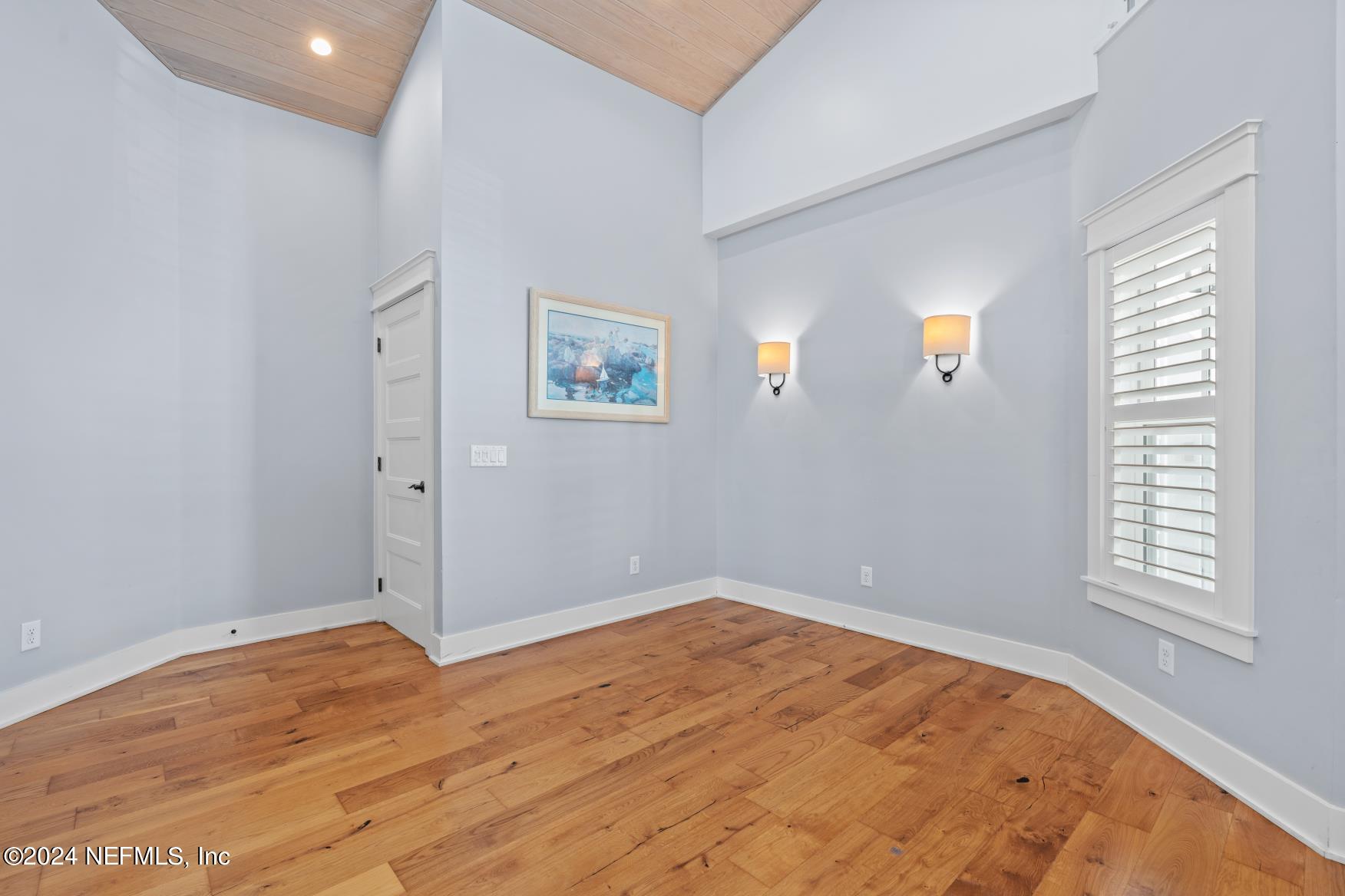 582 COASTAL OAK Lane