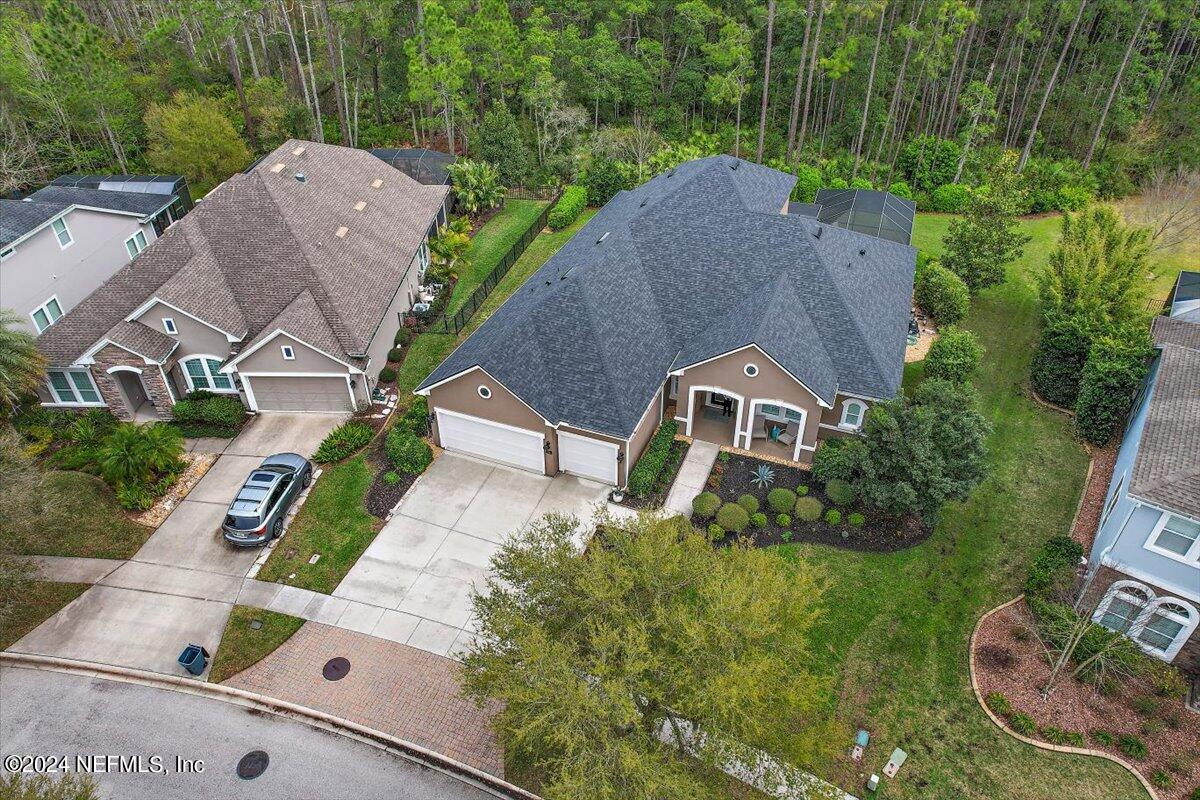 484 MAJESTIC EAGLE Drive