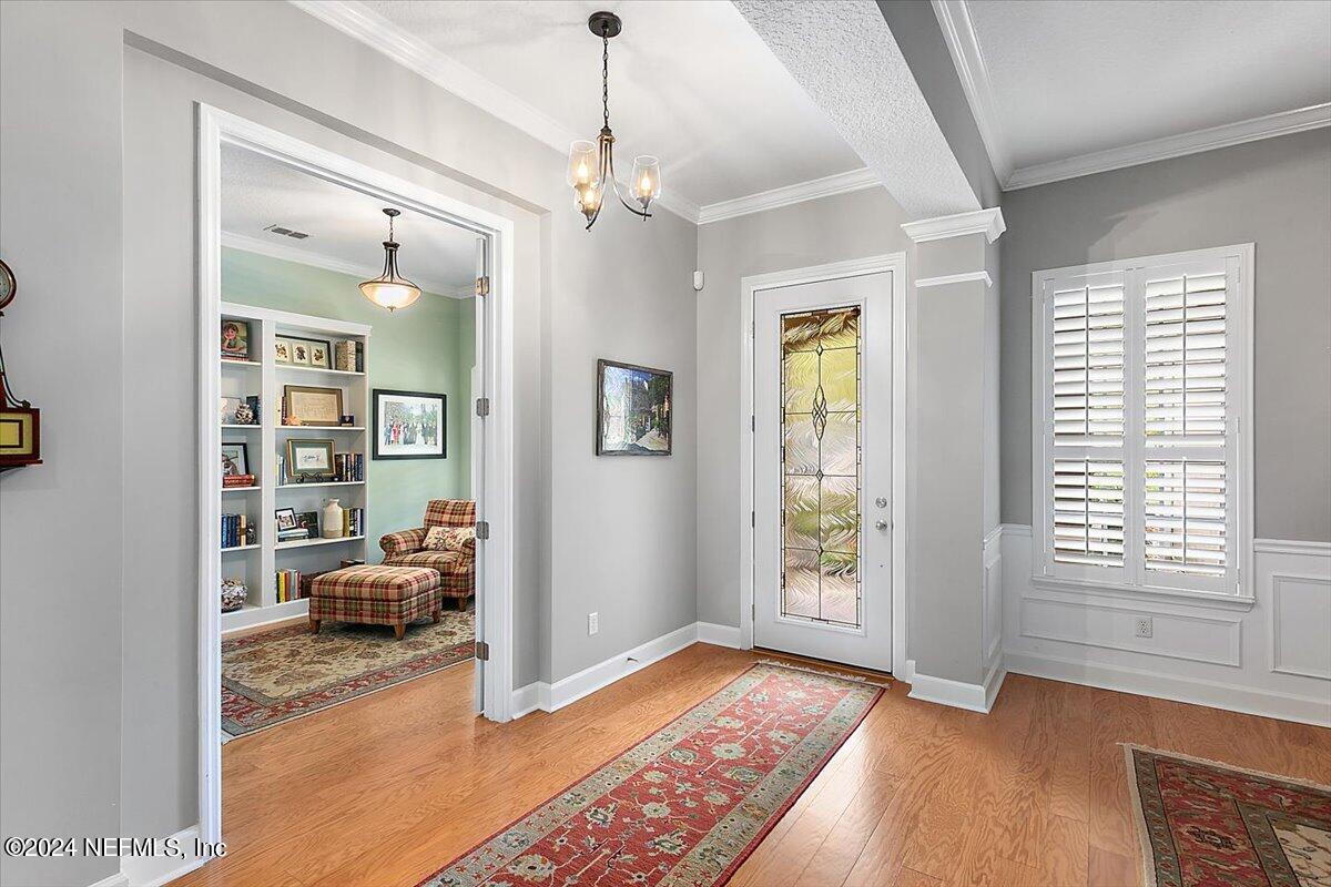 484 MAJESTIC EAGLE Drive