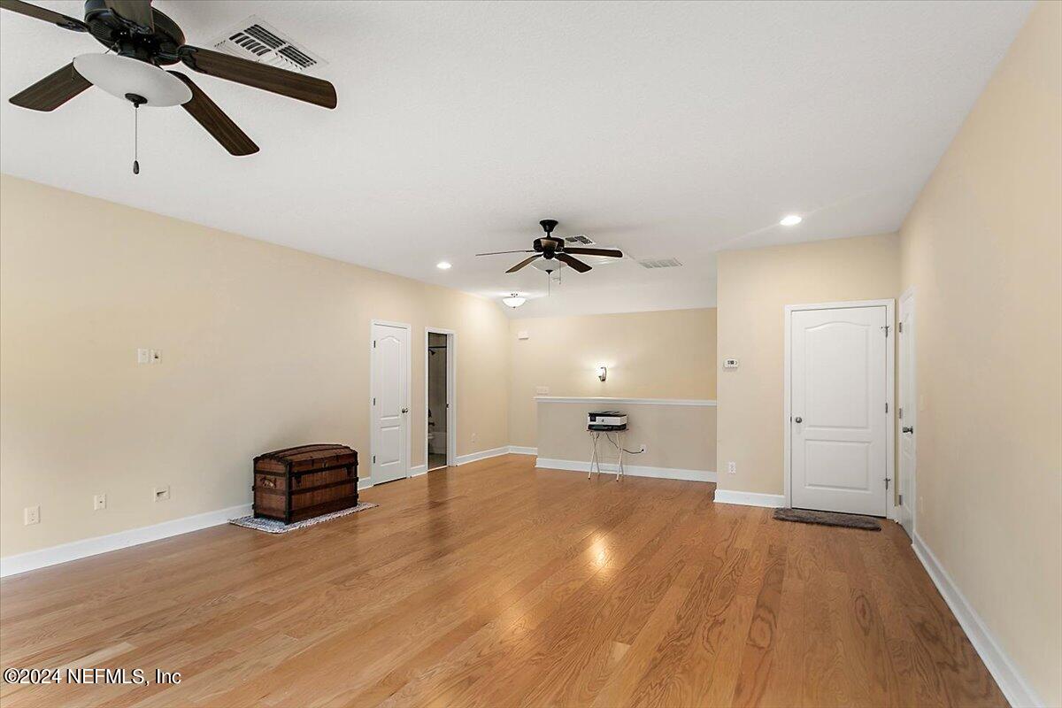 484 MAJESTIC EAGLE Drive