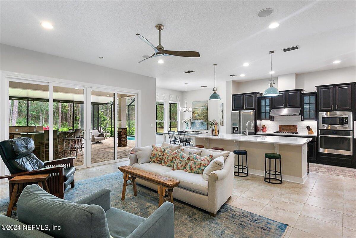 484 MAJESTIC EAGLE Drive