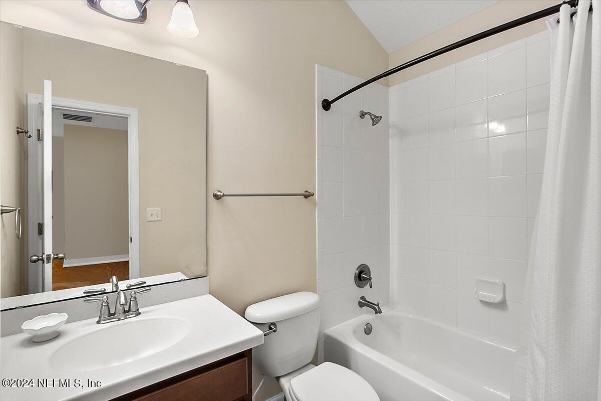 484 MAJESTIC EAGLE Drive