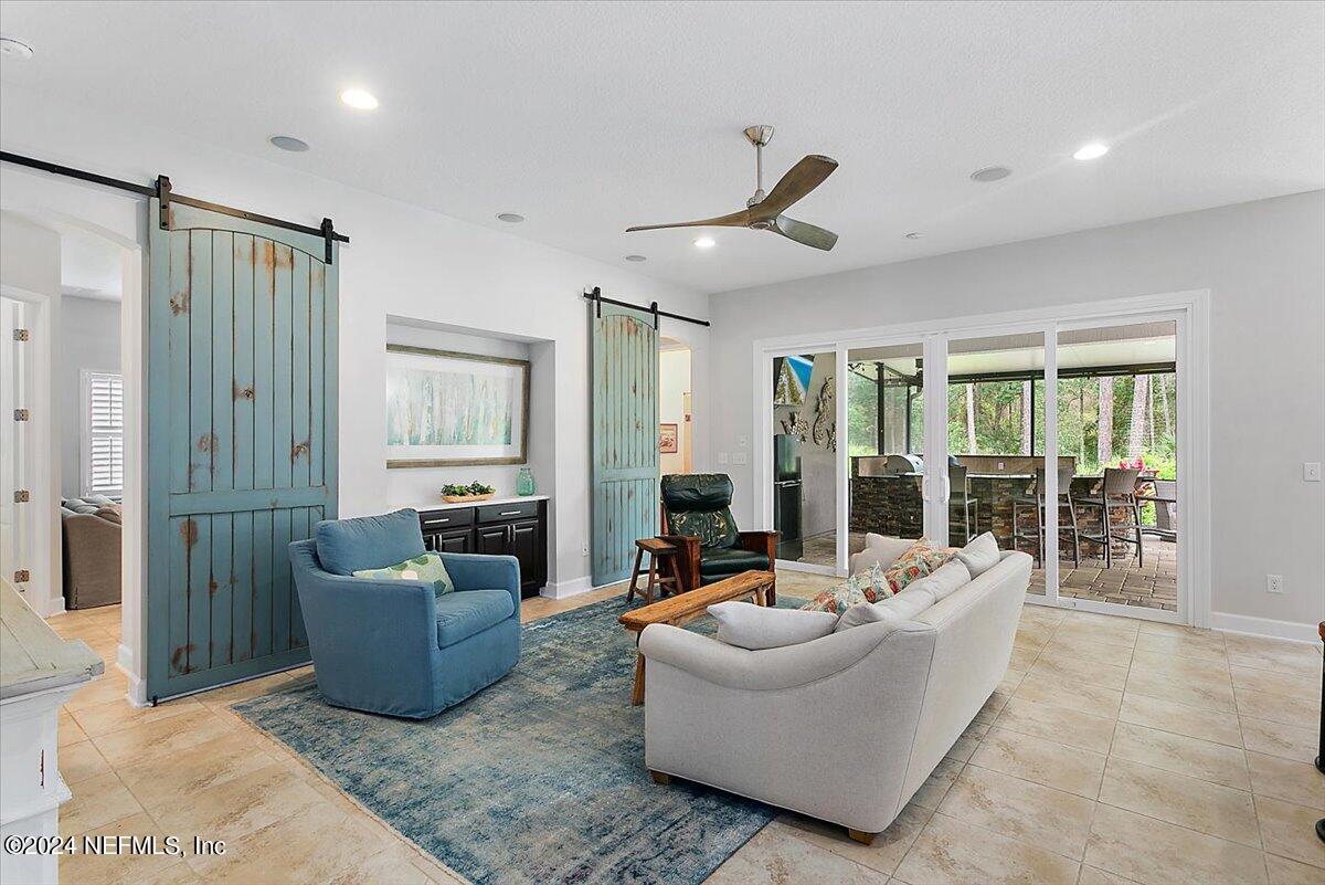 484 MAJESTIC EAGLE Drive