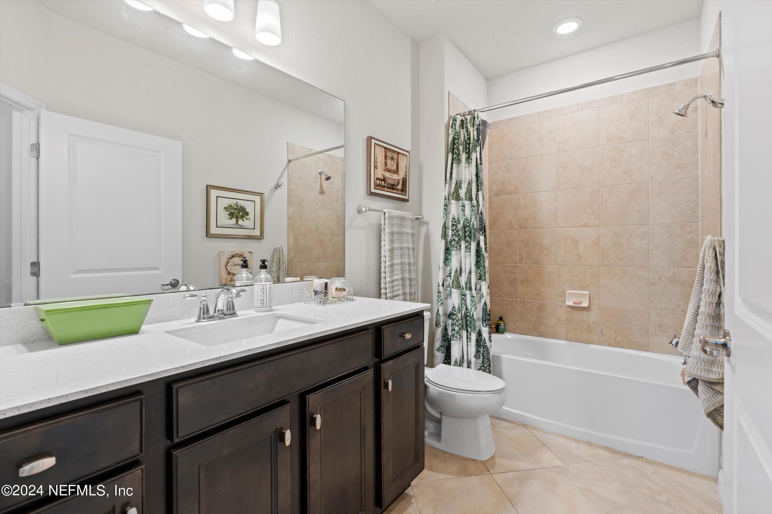 14663 SPRING LIGHT Circle