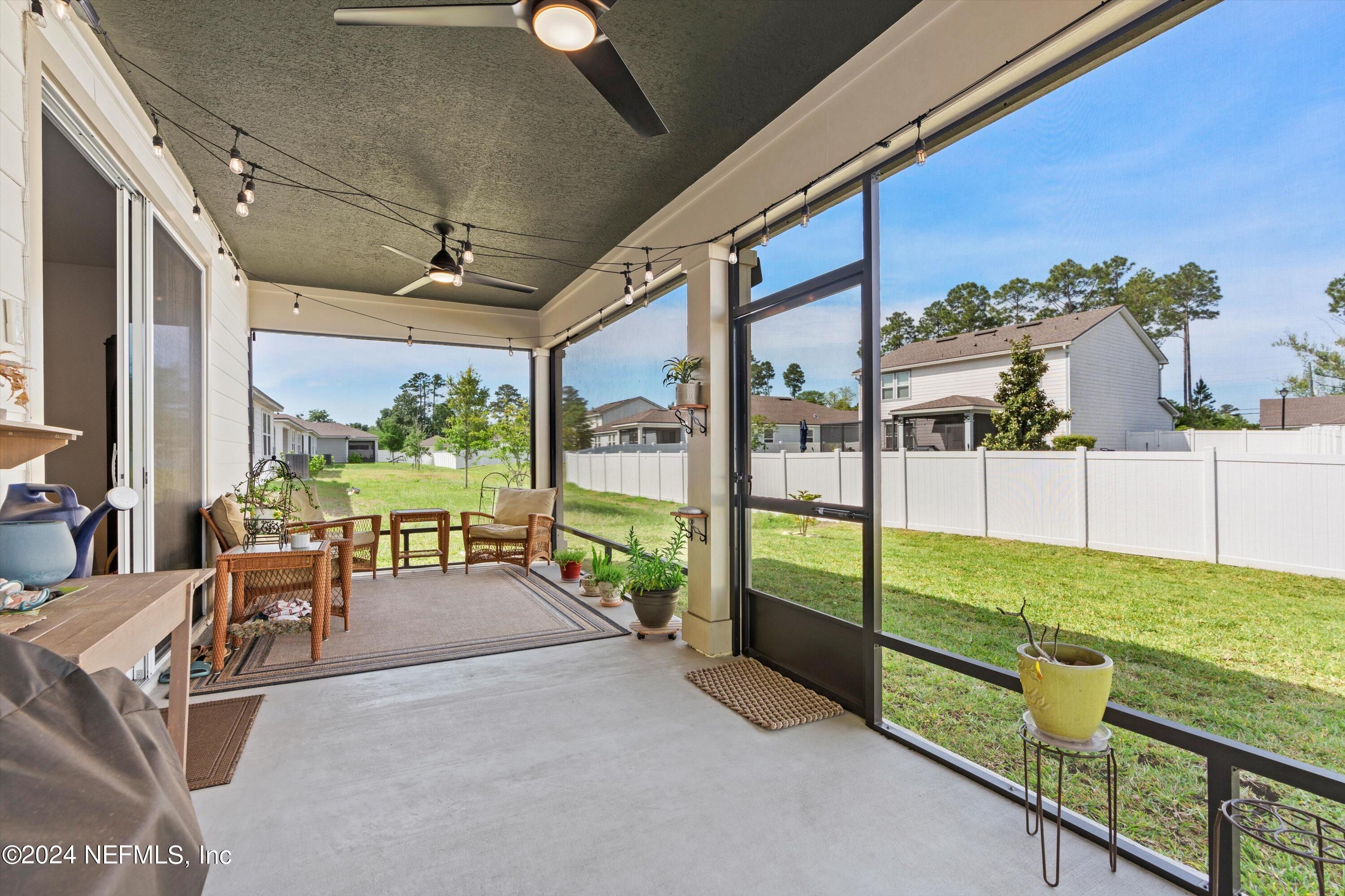 14663 SPRING LIGHT Circle