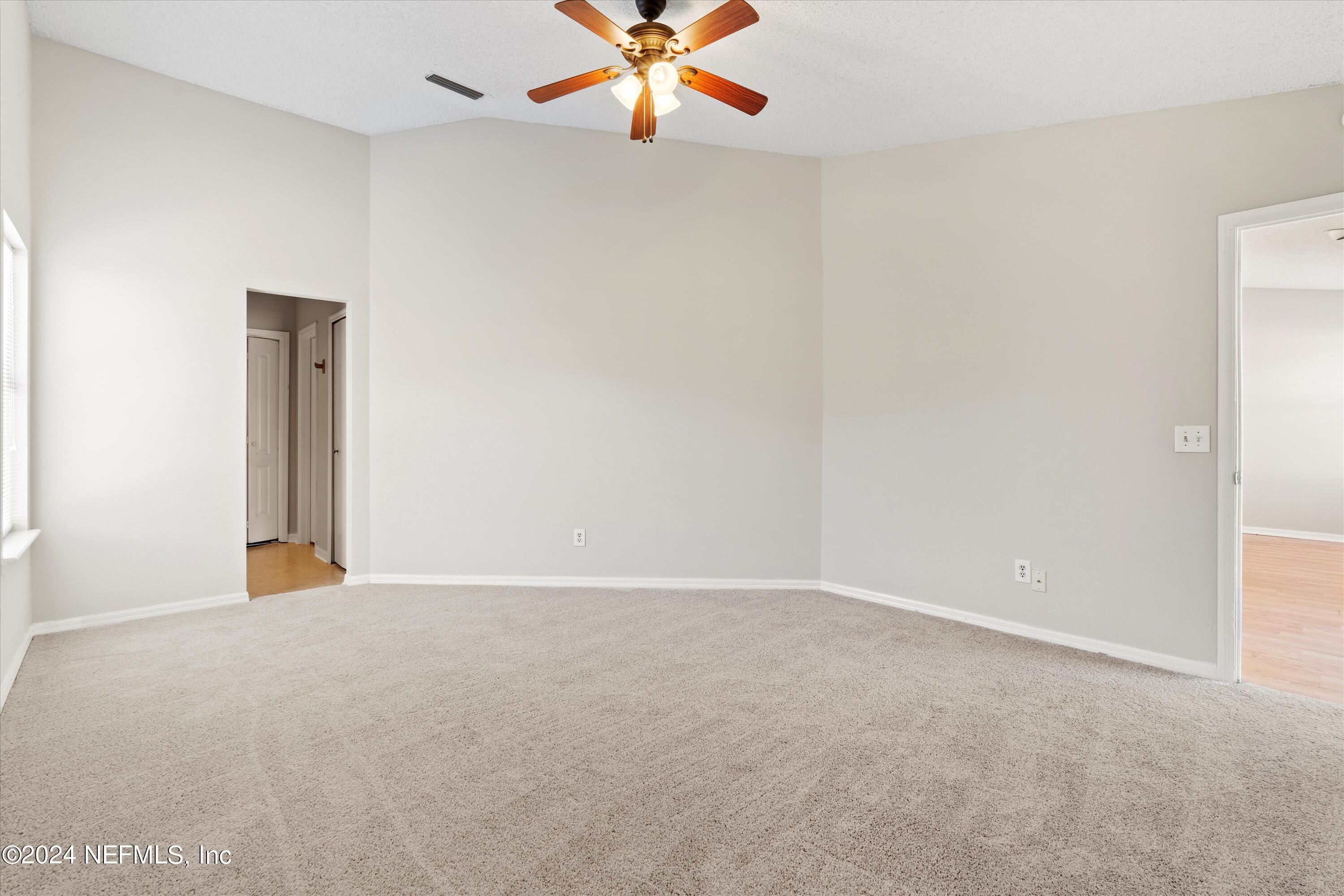 7955 DIAMOND LEAF Drive