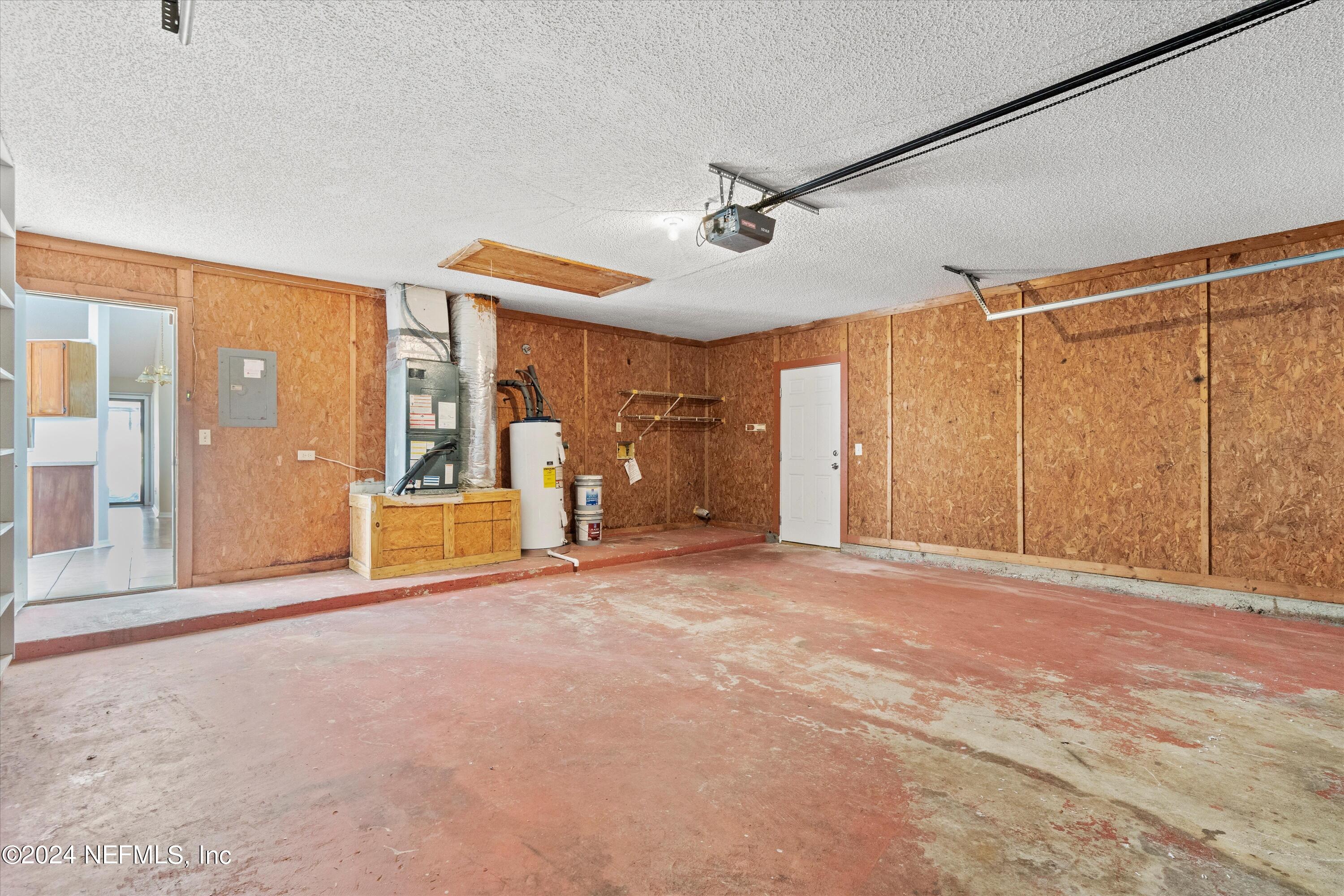 7955 DIAMOND LEAF Drive