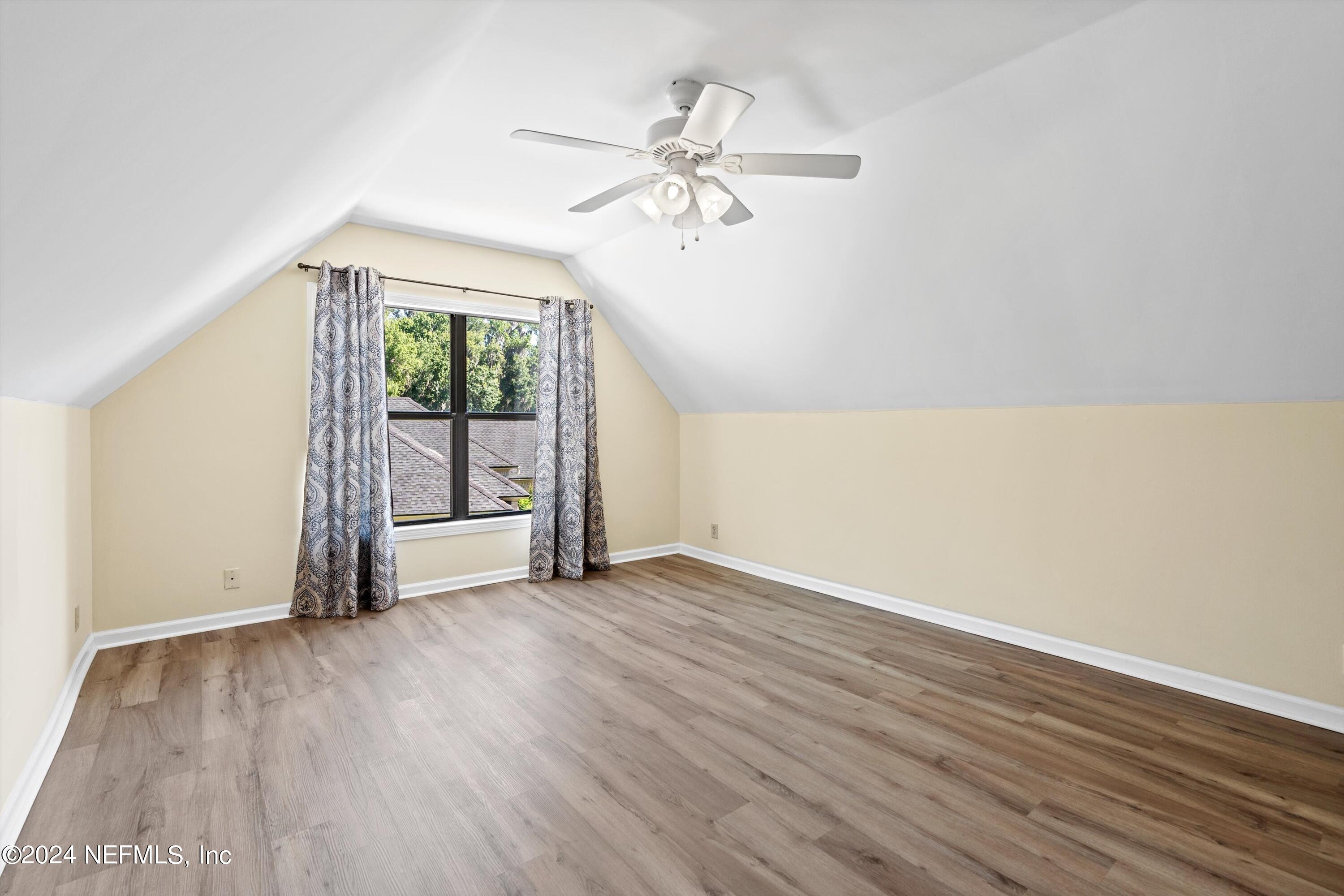 1822 WATERBURY Lane
