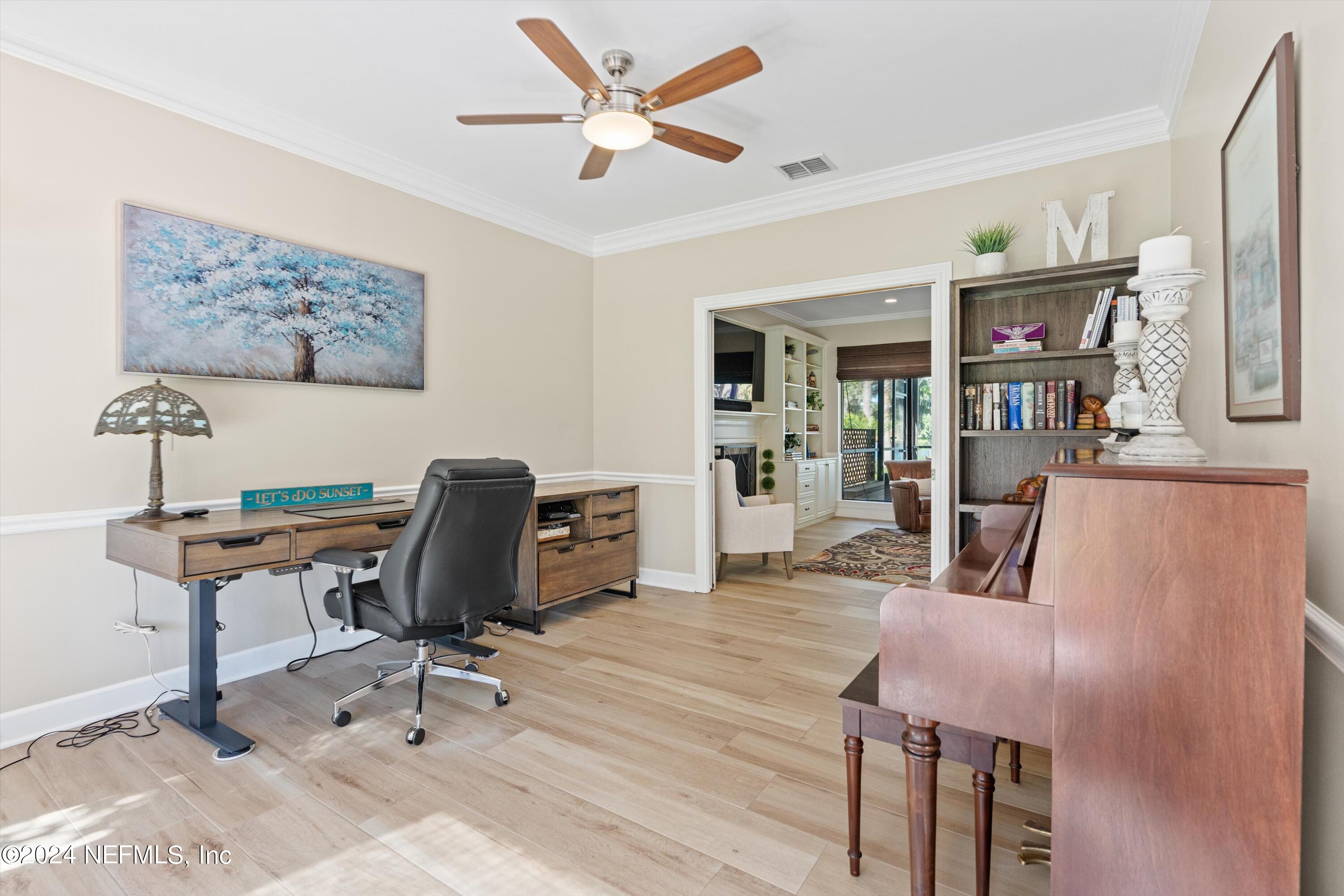 1822 WATERBURY Lane